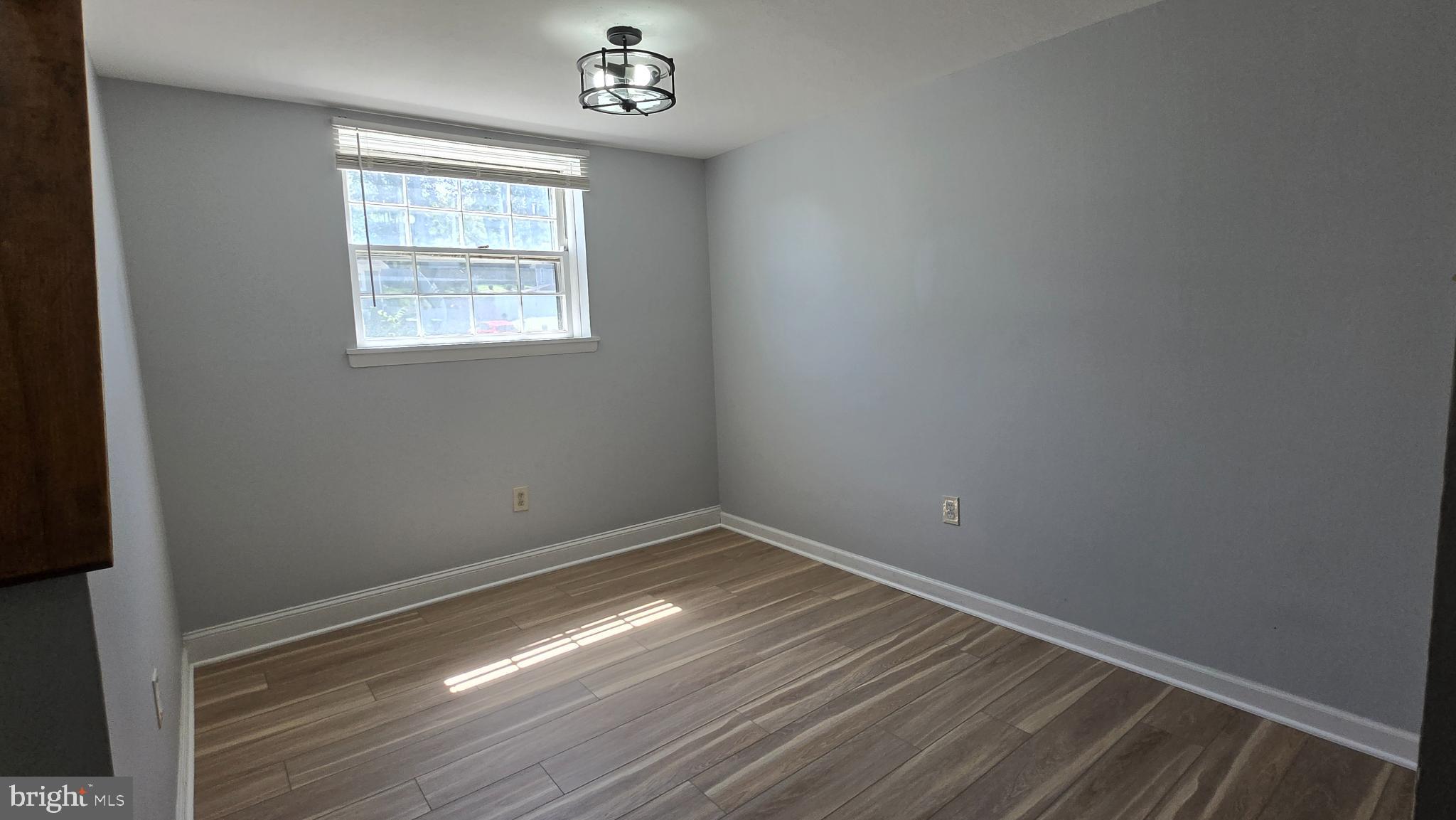 DALE CITY - Residential Lease