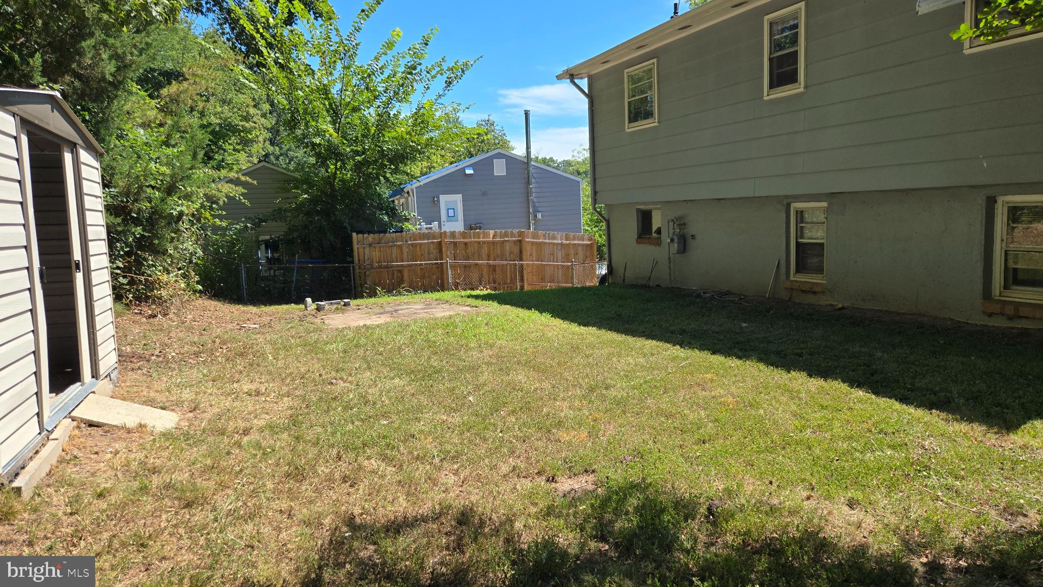 DALE CITY - Residential Lease