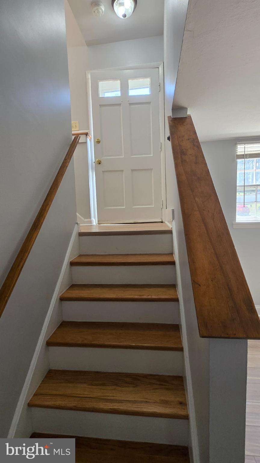 DALE CITY - Residential Lease