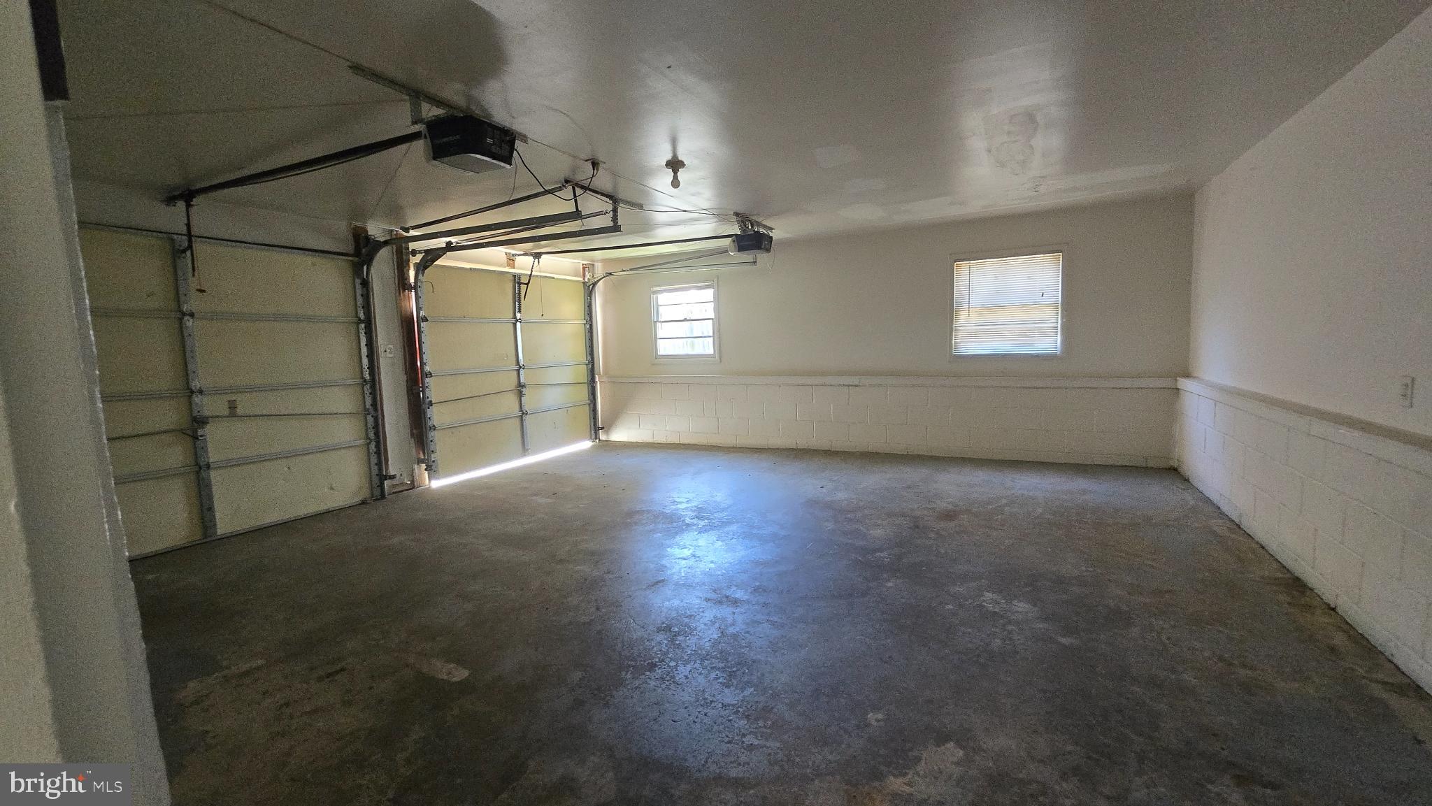 DALE CITY - Residential Lease