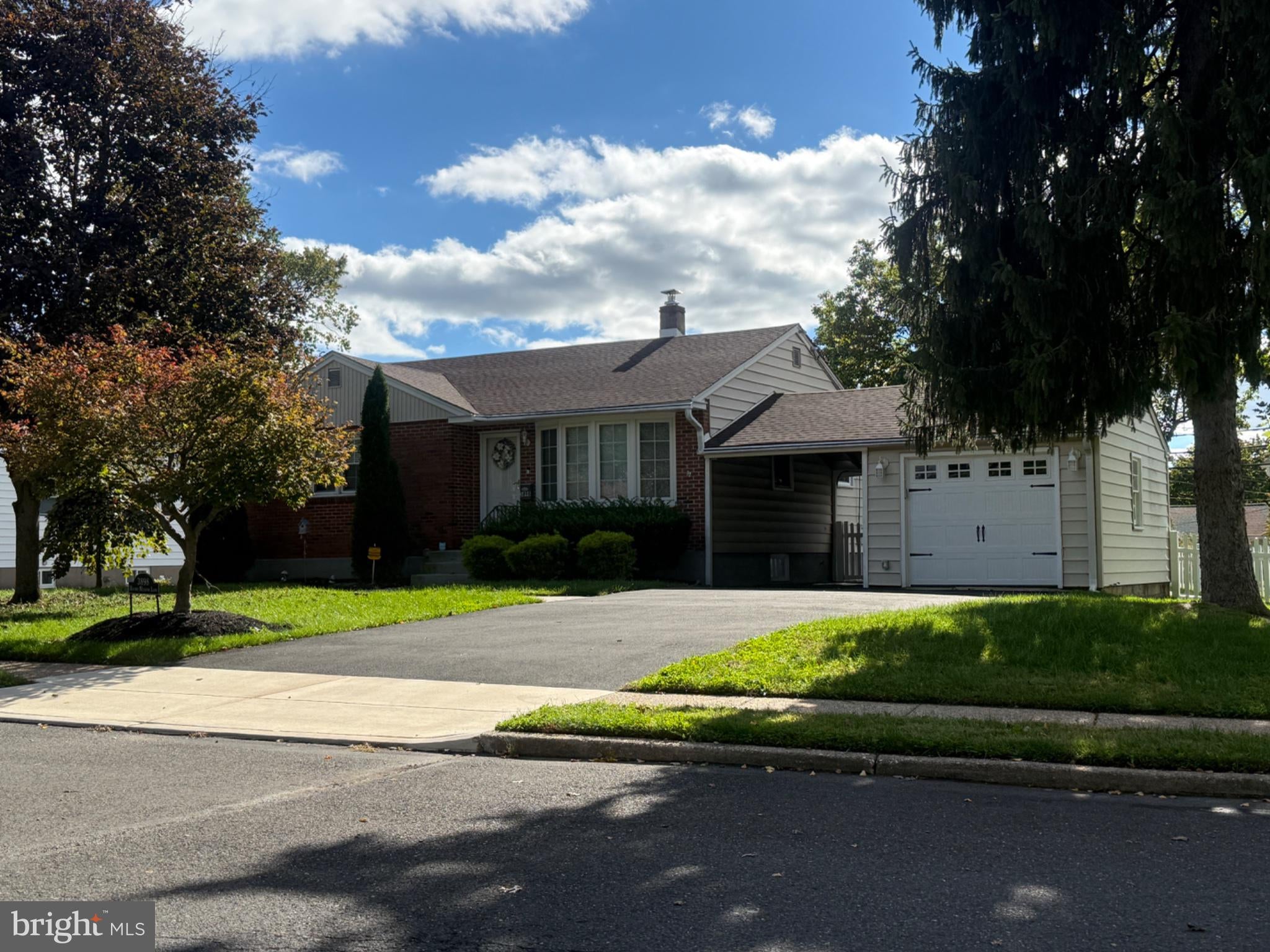 3898 ROUND MEADOW LANE, HATBORO, PA, 19040 3898 ROUND MEADOW LANE