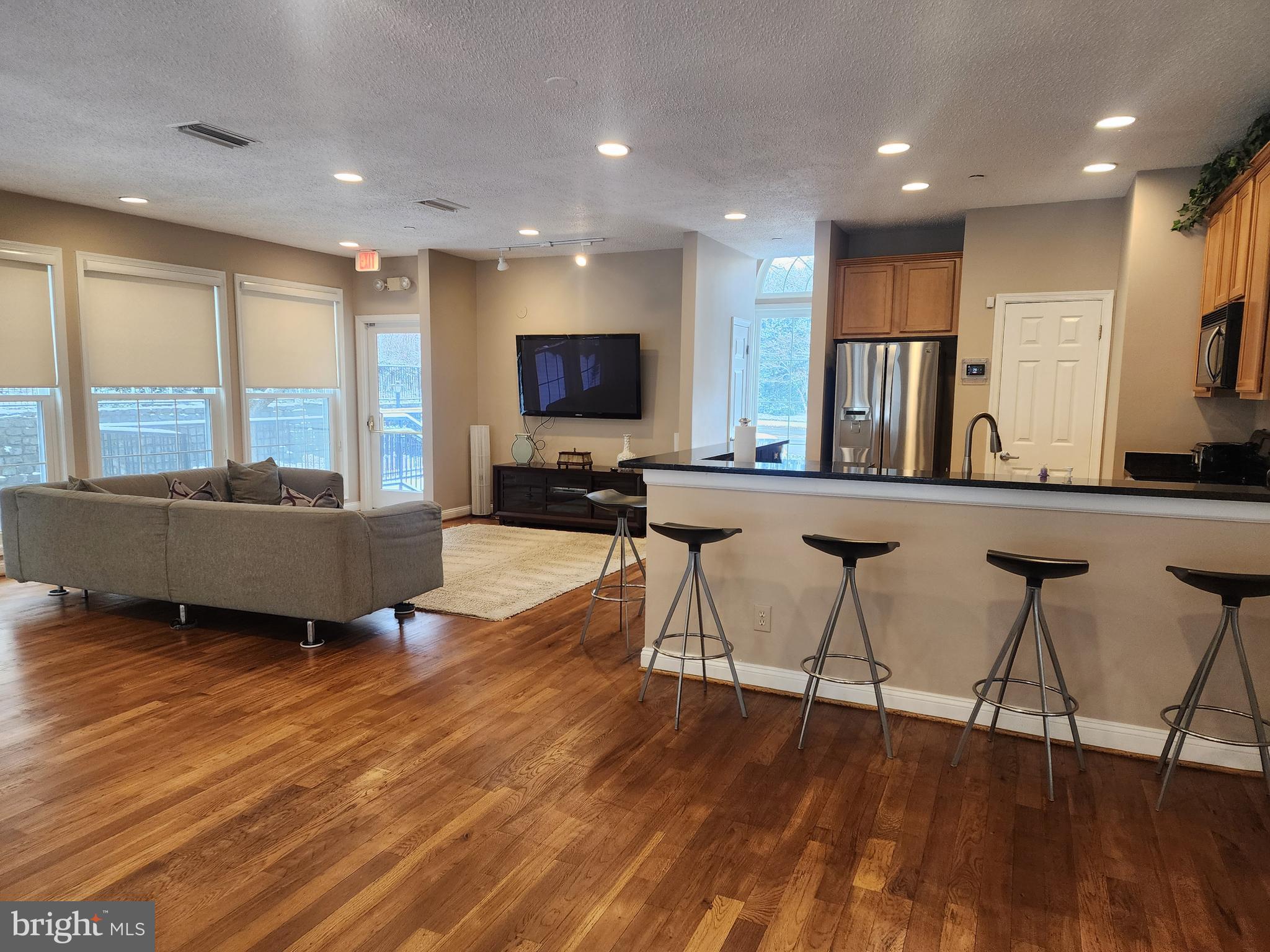 FOUNTAINS AT MCLEAN - Residential Lease