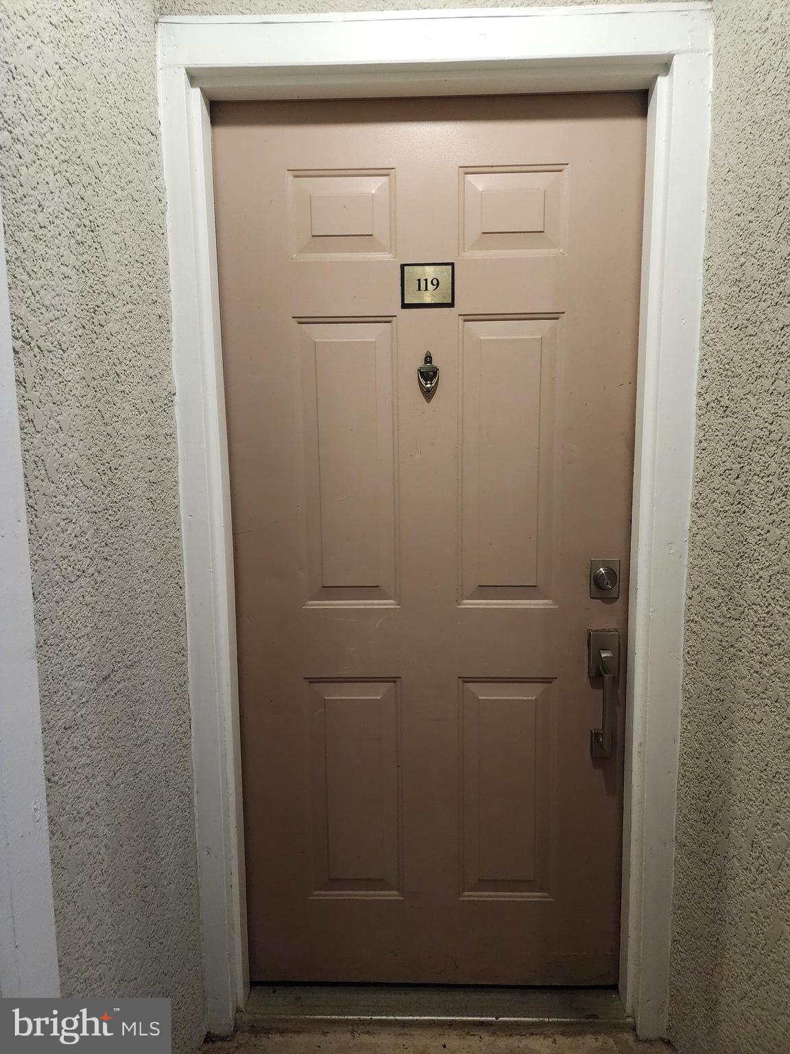 FOUNTAINS AT MCLEAN - Residential Lease