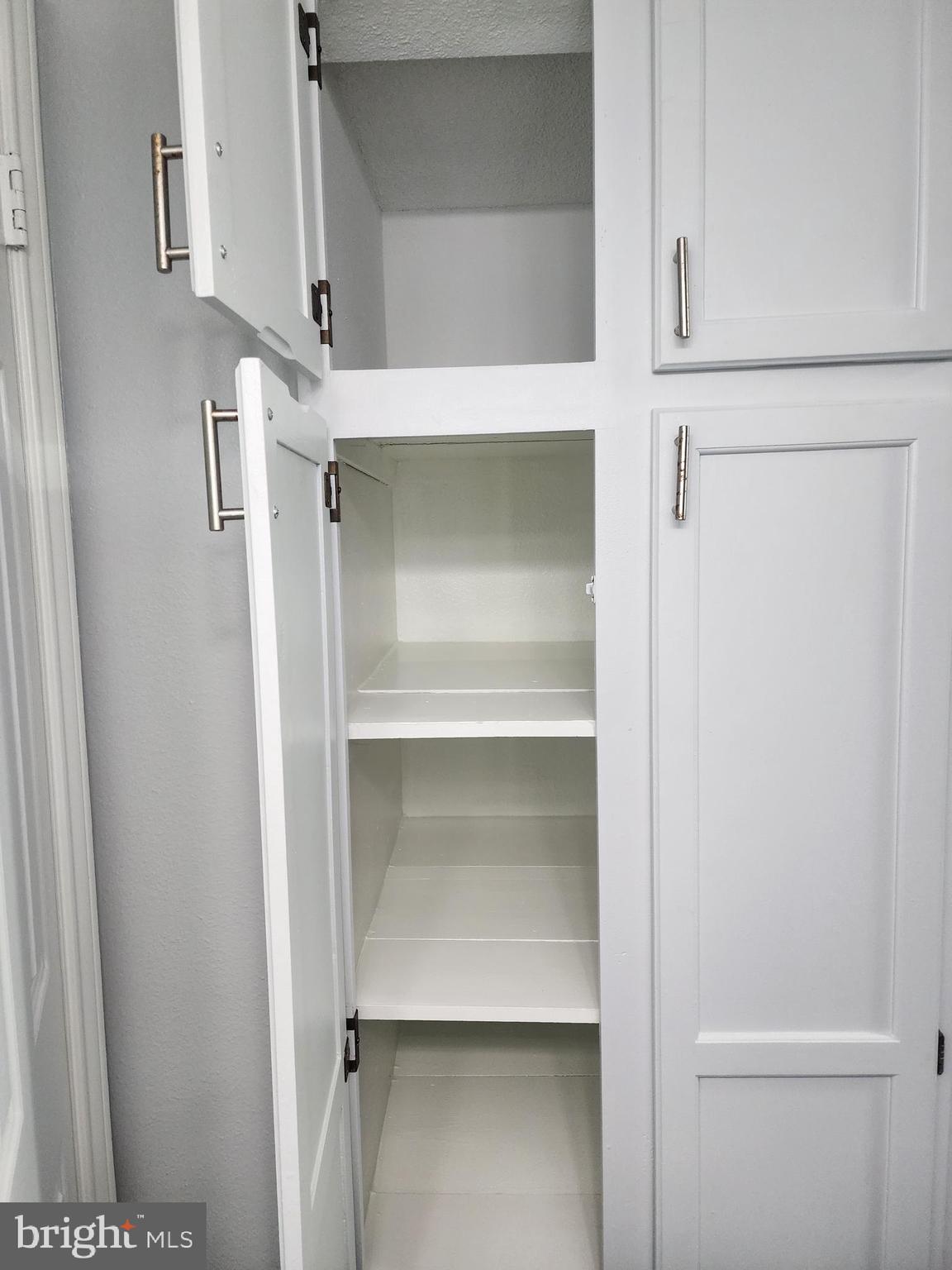 FOUNTAINS AT MCLEAN - Residential Lease