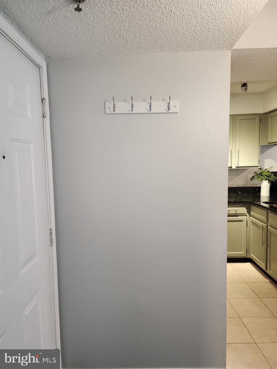 FOUNTAINS AT MCLEAN - Residential Lease