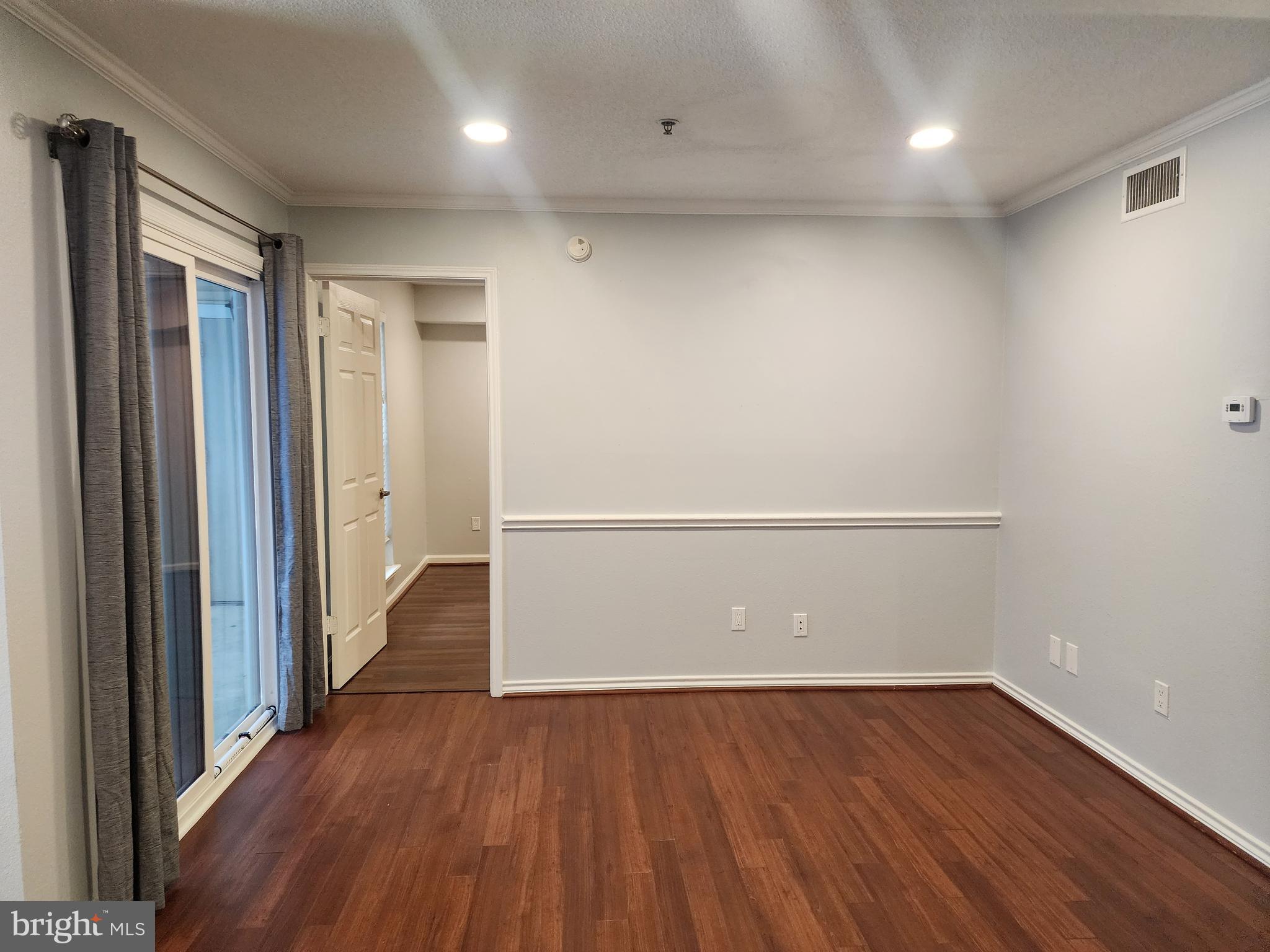 FOUNTAINS AT MCLEAN - Residential Lease