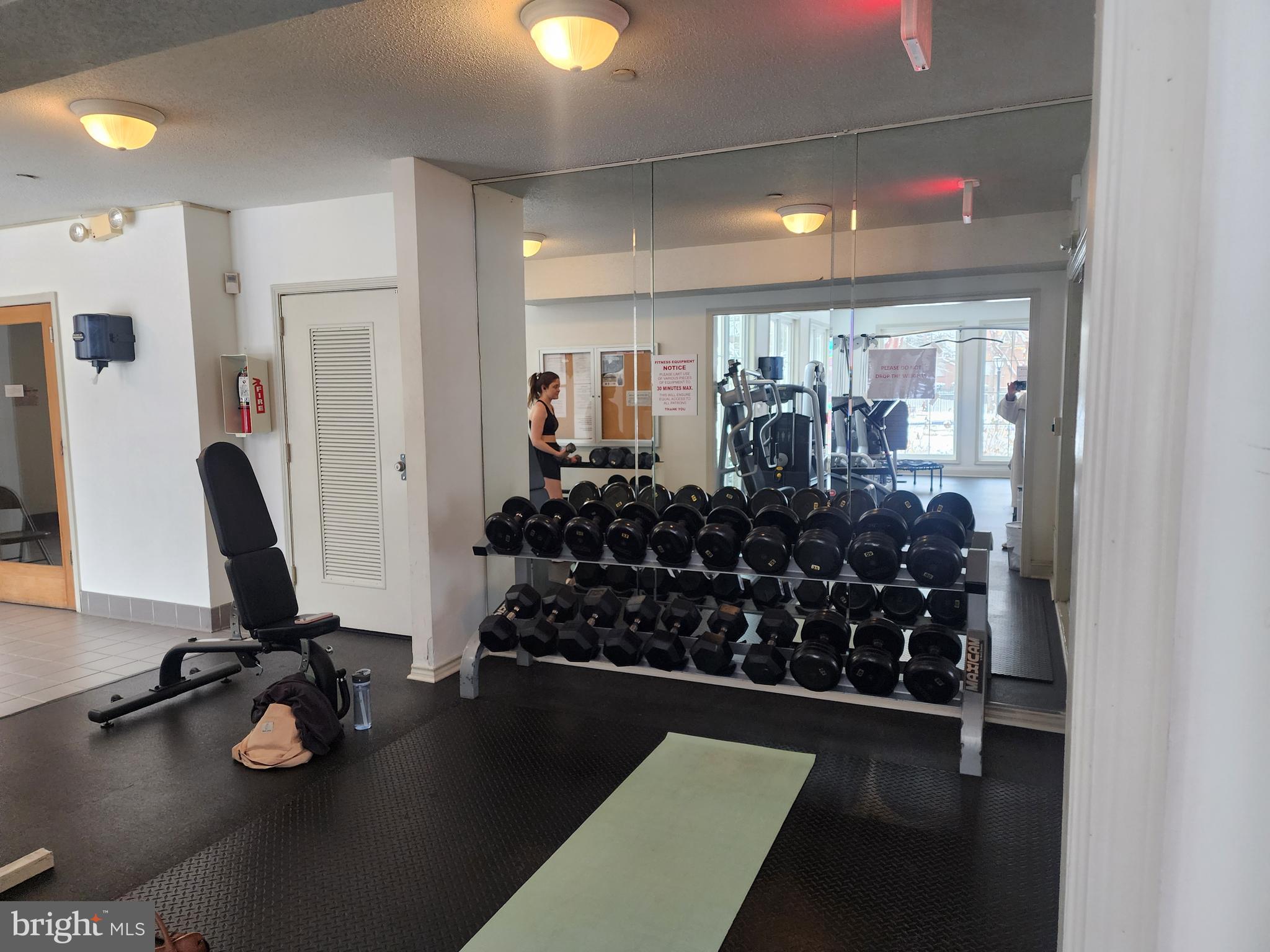 FOUNTAINS AT MCLEAN - Residential Lease