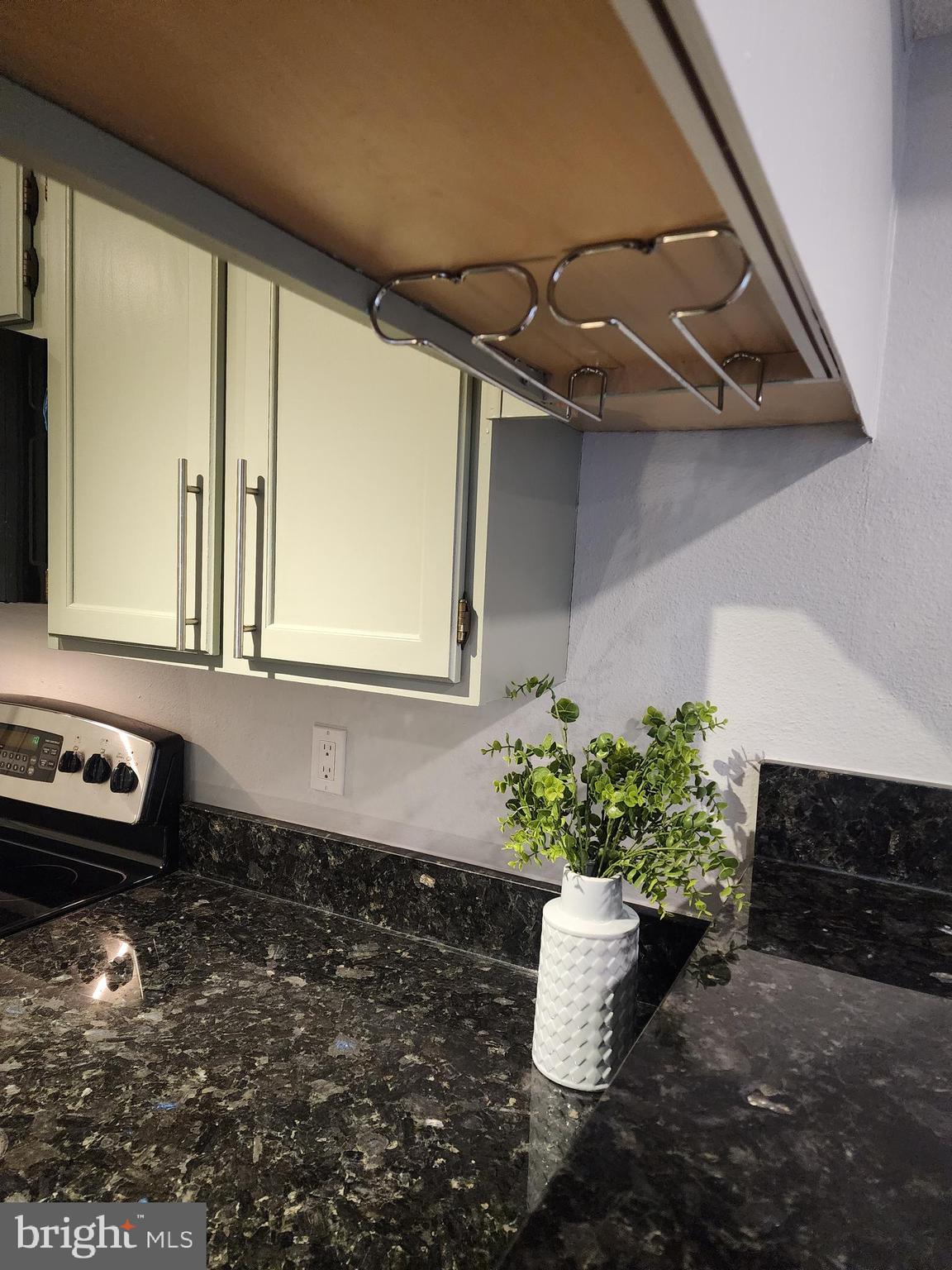 FOUNTAINS AT MCLEAN - Residential Lease