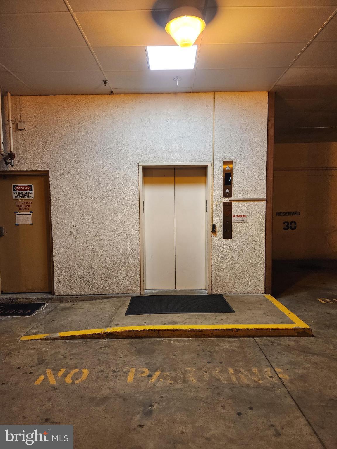 FOUNTAINS AT MCLEAN - Residential Lease