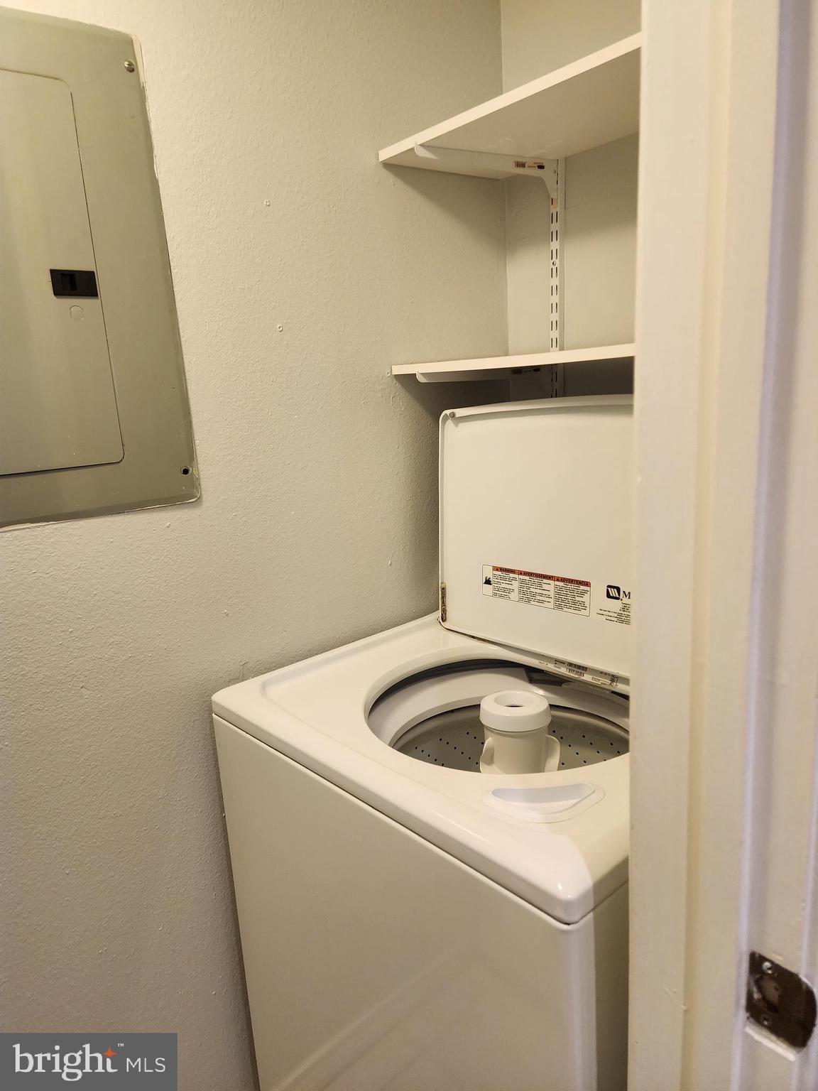 FOUNTAINS AT MCLEAN - Residential Lease