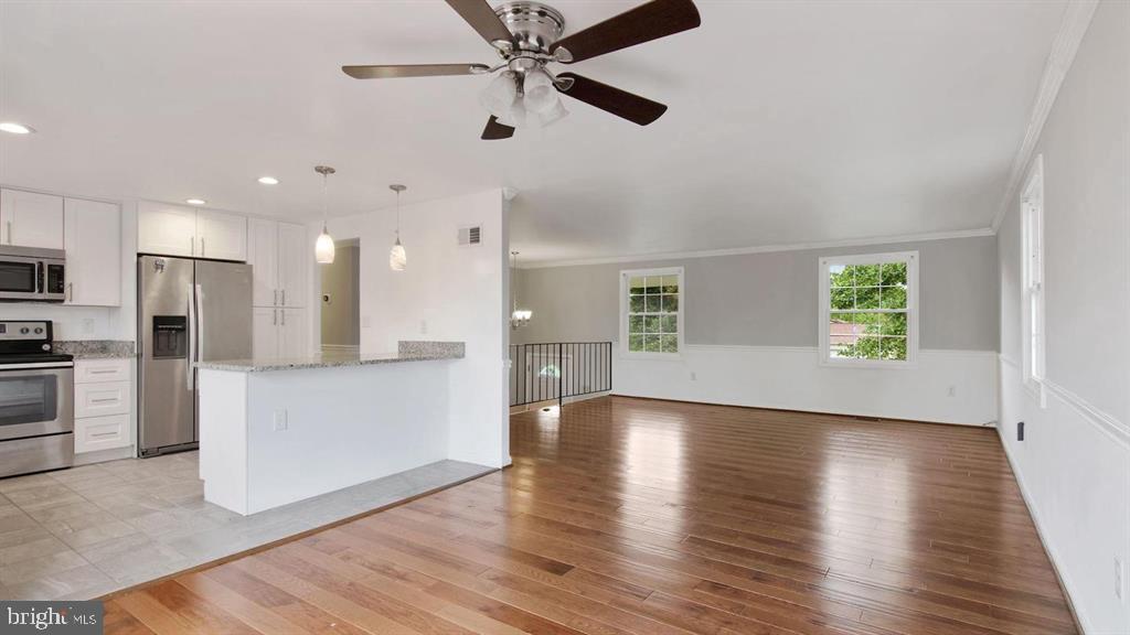 12802 MELVUE COURT