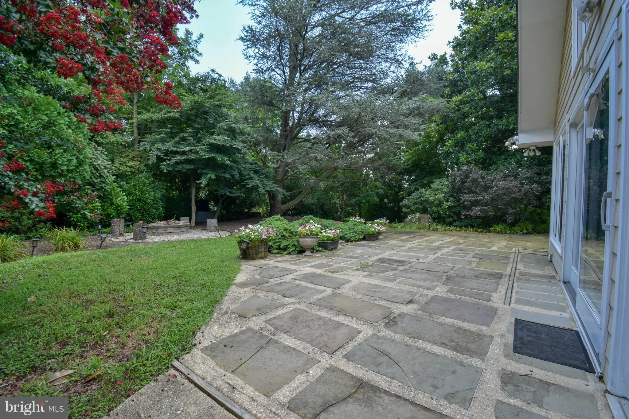 Wilmington, Delaware 19803, United States, 4 Bedrooms Bedrooms, ,3 BathroomsBathrooms,Residential,Pending,189570