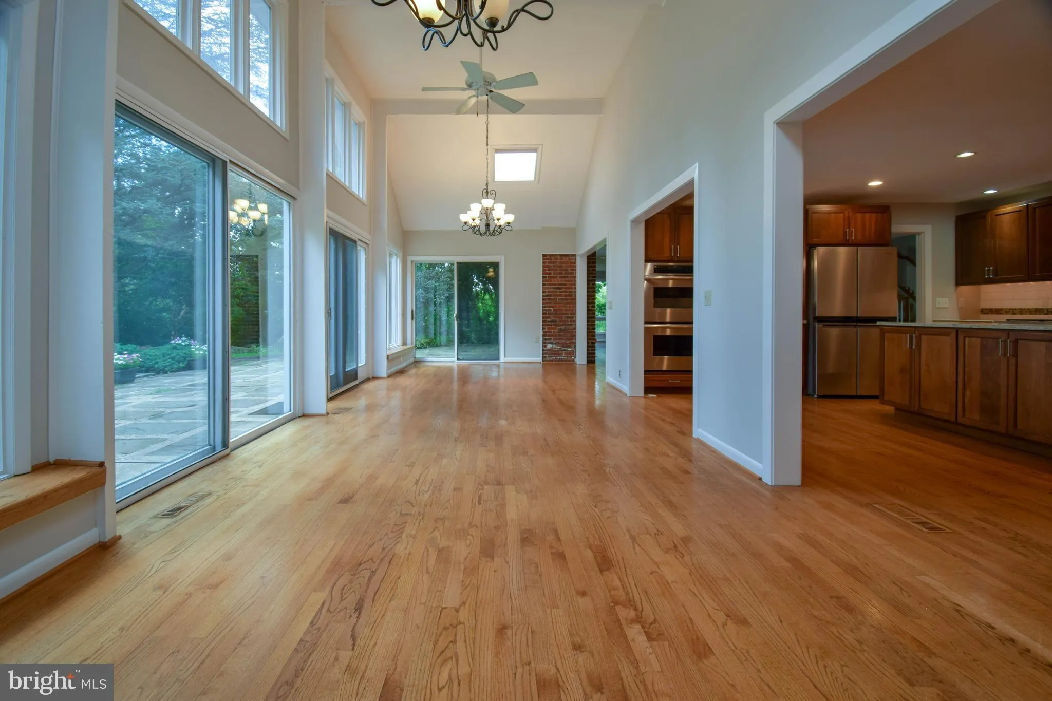 Wilmington, Delaware 19803, United States, 4 Bedrooms Bedrooms, ,3 BathroomsBathrooms,Residential,Pending,189570