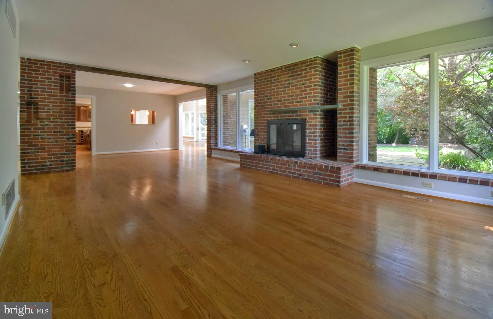 Wilmington, Delaware 19803, United States, 4 Bedrooms Bedrooms, ,3 BathroomsBathrooms,Residential,Pending,189570