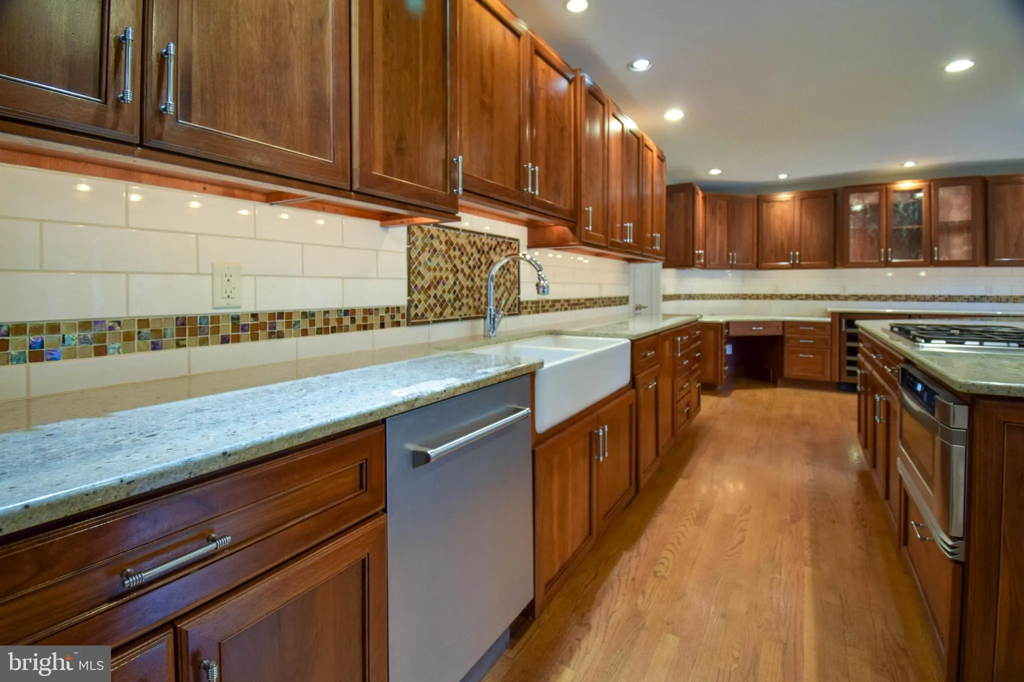 Wilmington, Delaware 19803, United States, 4 Bedrooms Bedrooms, ,3 BathroomsBathrooms,Residential,Pending,189570