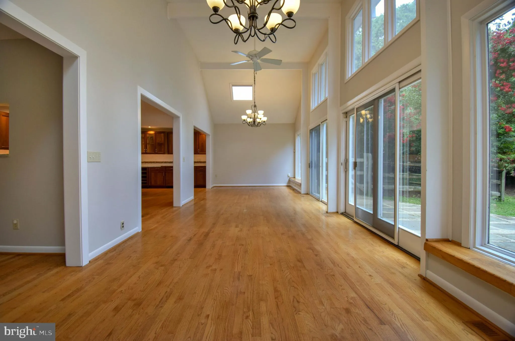 Wilmington, Delaware 19803, United States, 4 Bedrooms Bedrooms, ,3 BathroomsBathrooms,Residential,Pending,189570