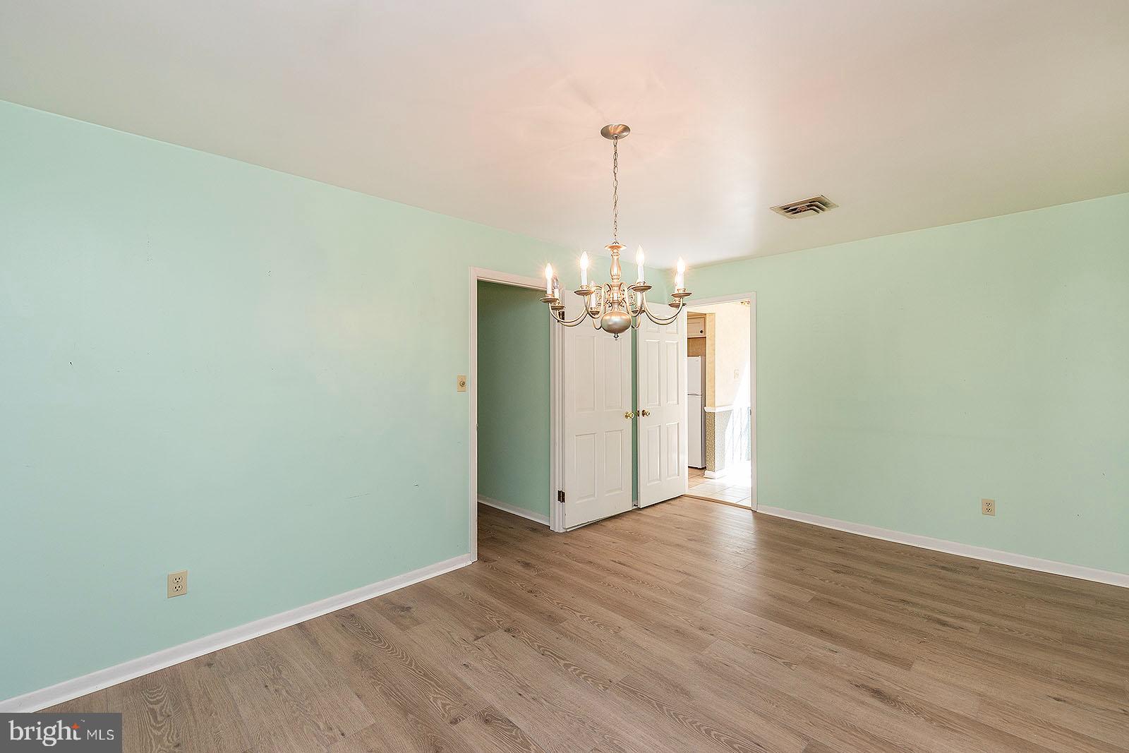 HOMEWOOD - Residential