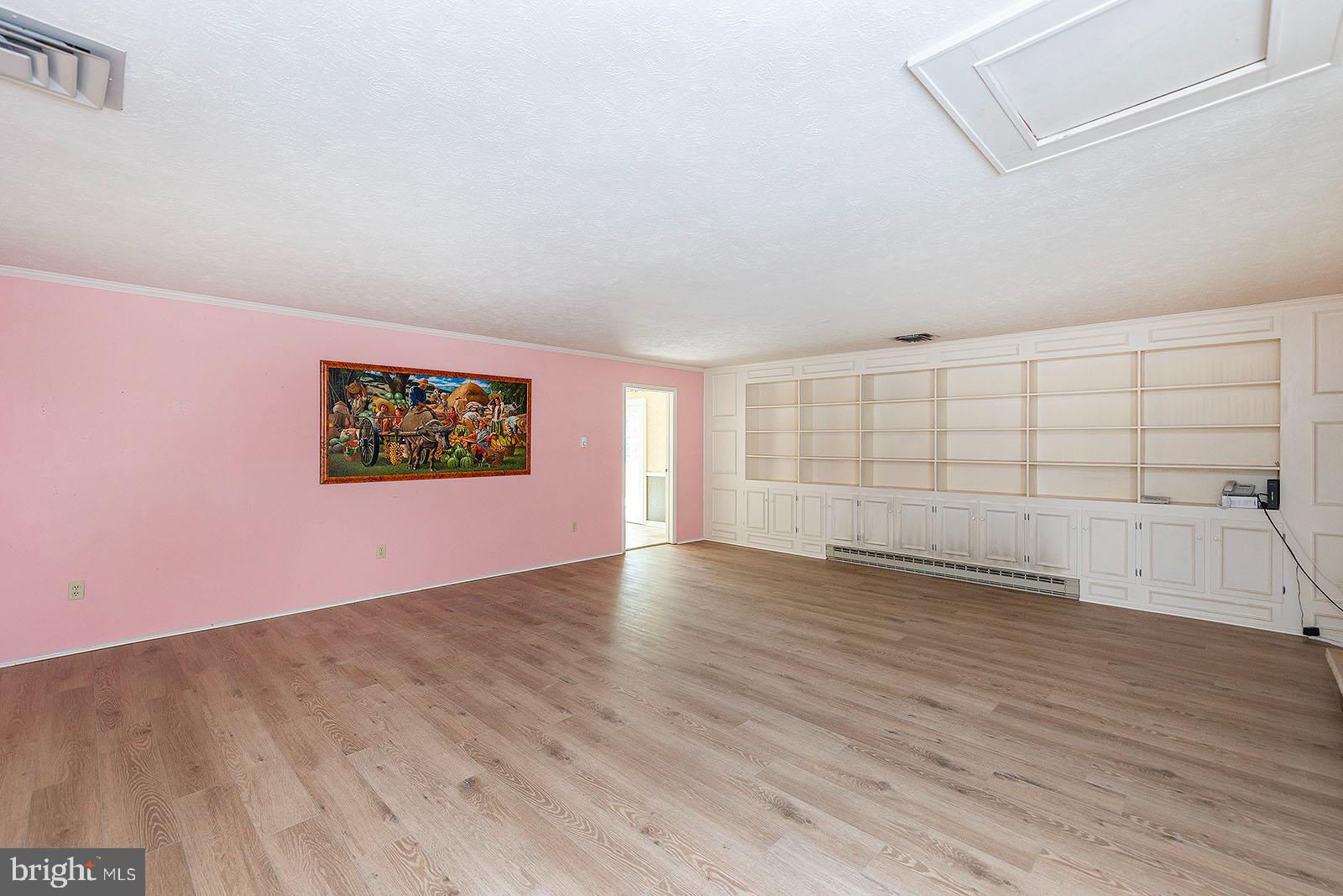 HOMEWOOD - Residential