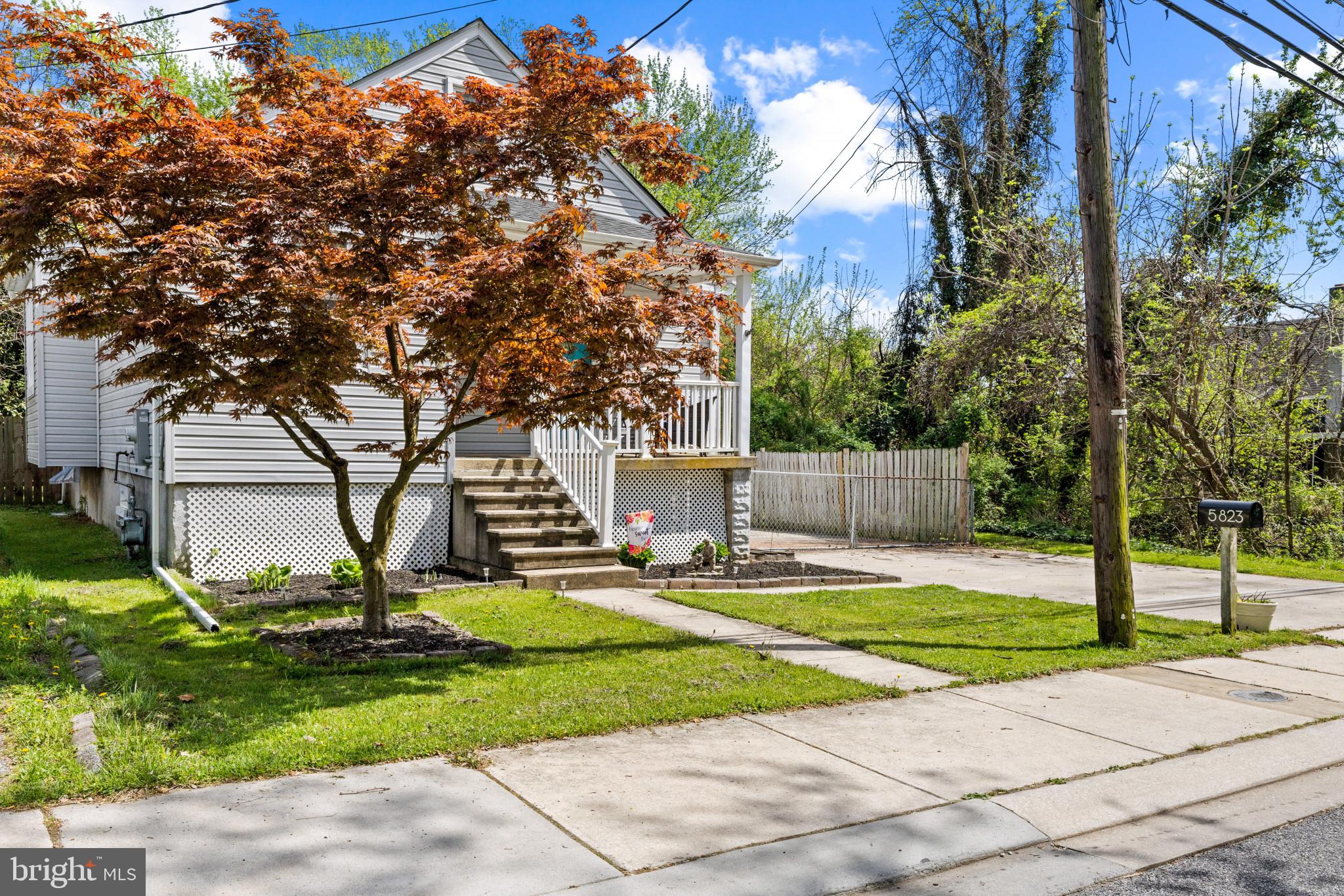 5823 WESTWOOD AVENUE