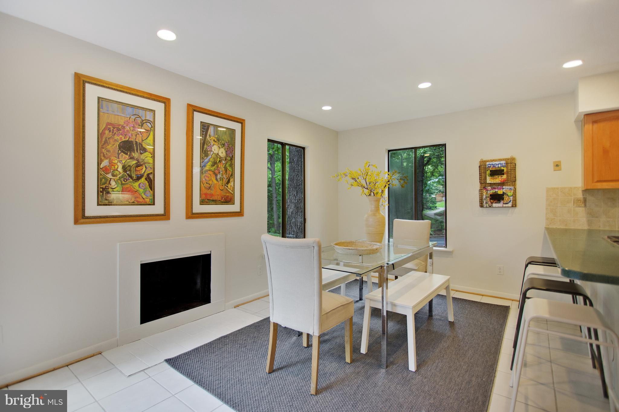 RESTON - Residential