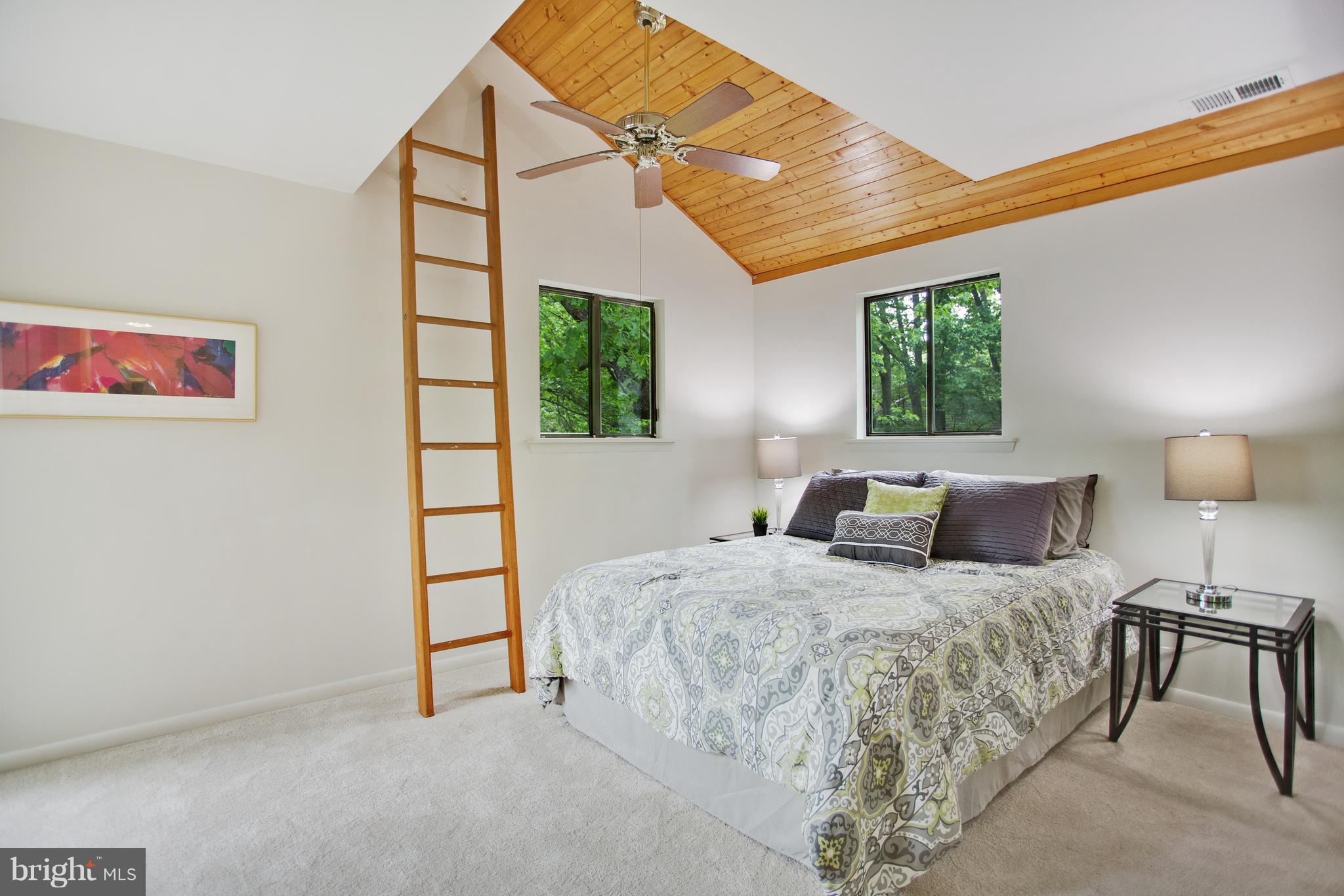 RESTON - Residential