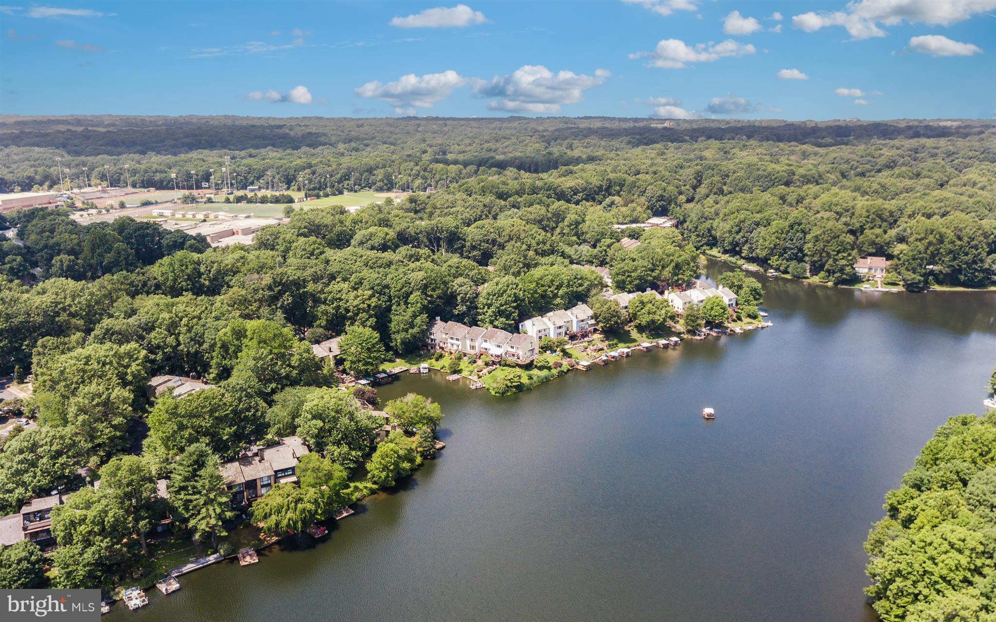 RESTON - Residential