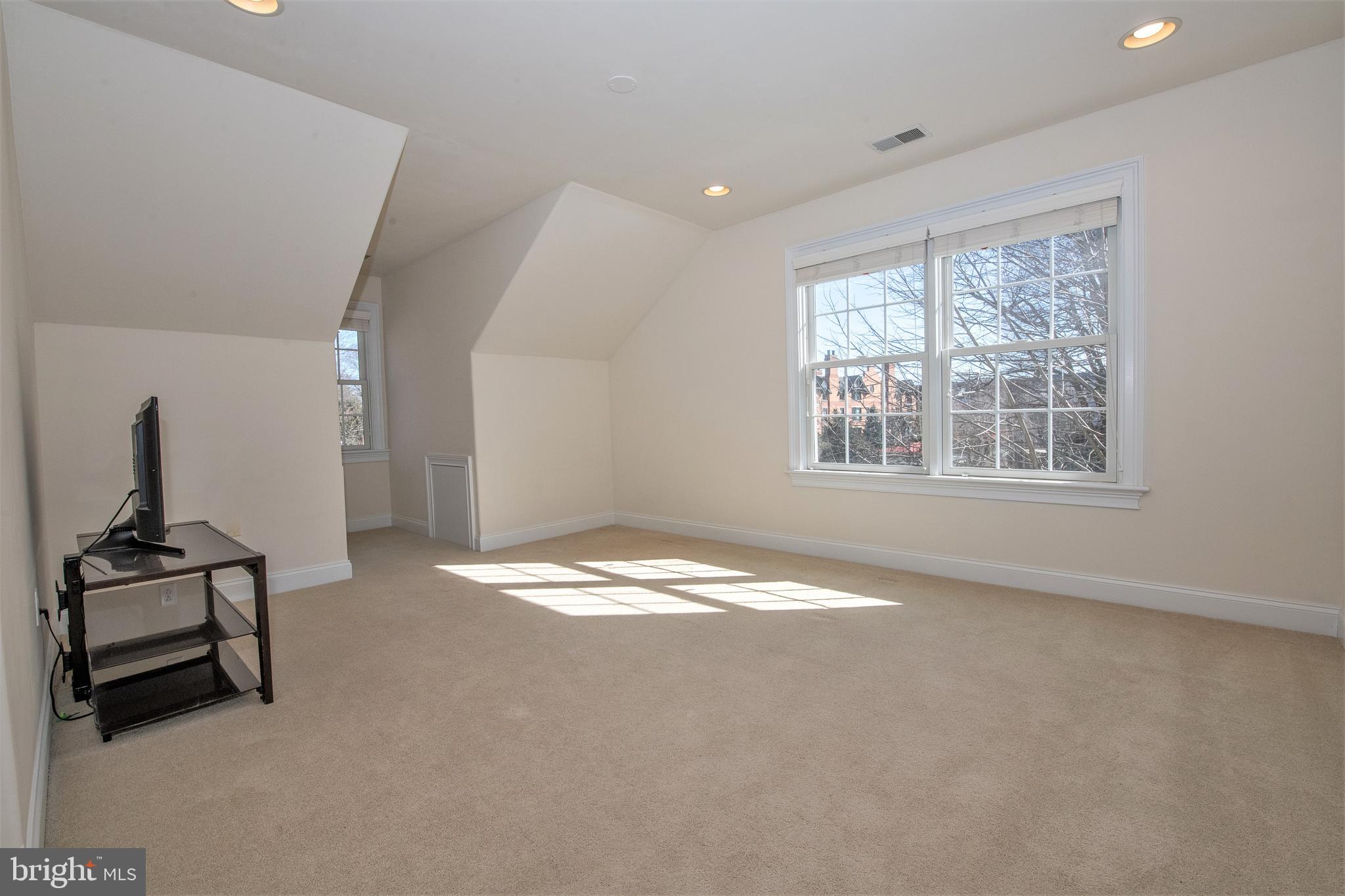 ARDMORE - Residential