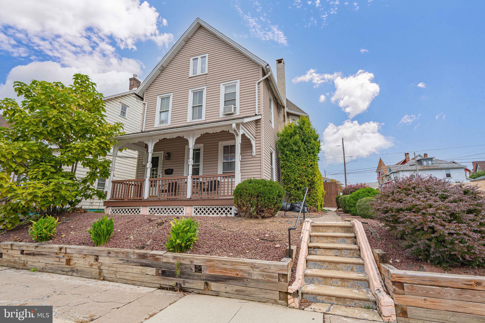 1703 MAIN STREET