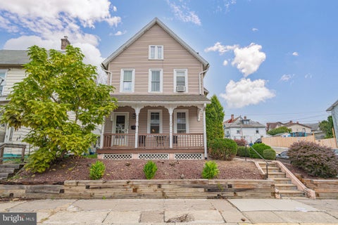Homes For Sale - 1703 Main Street<br/> Northampton County, NORTHAMPTON, PA 18067