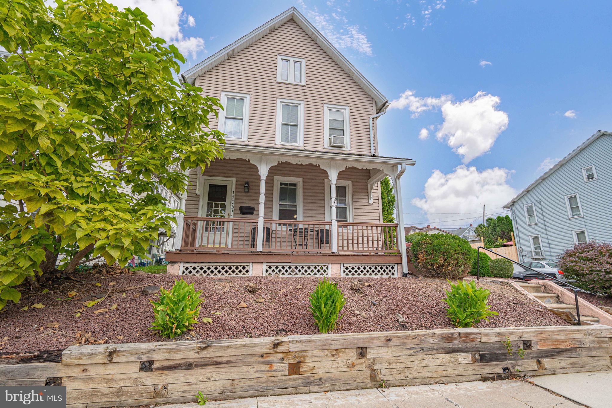 1703 MAIN STREET