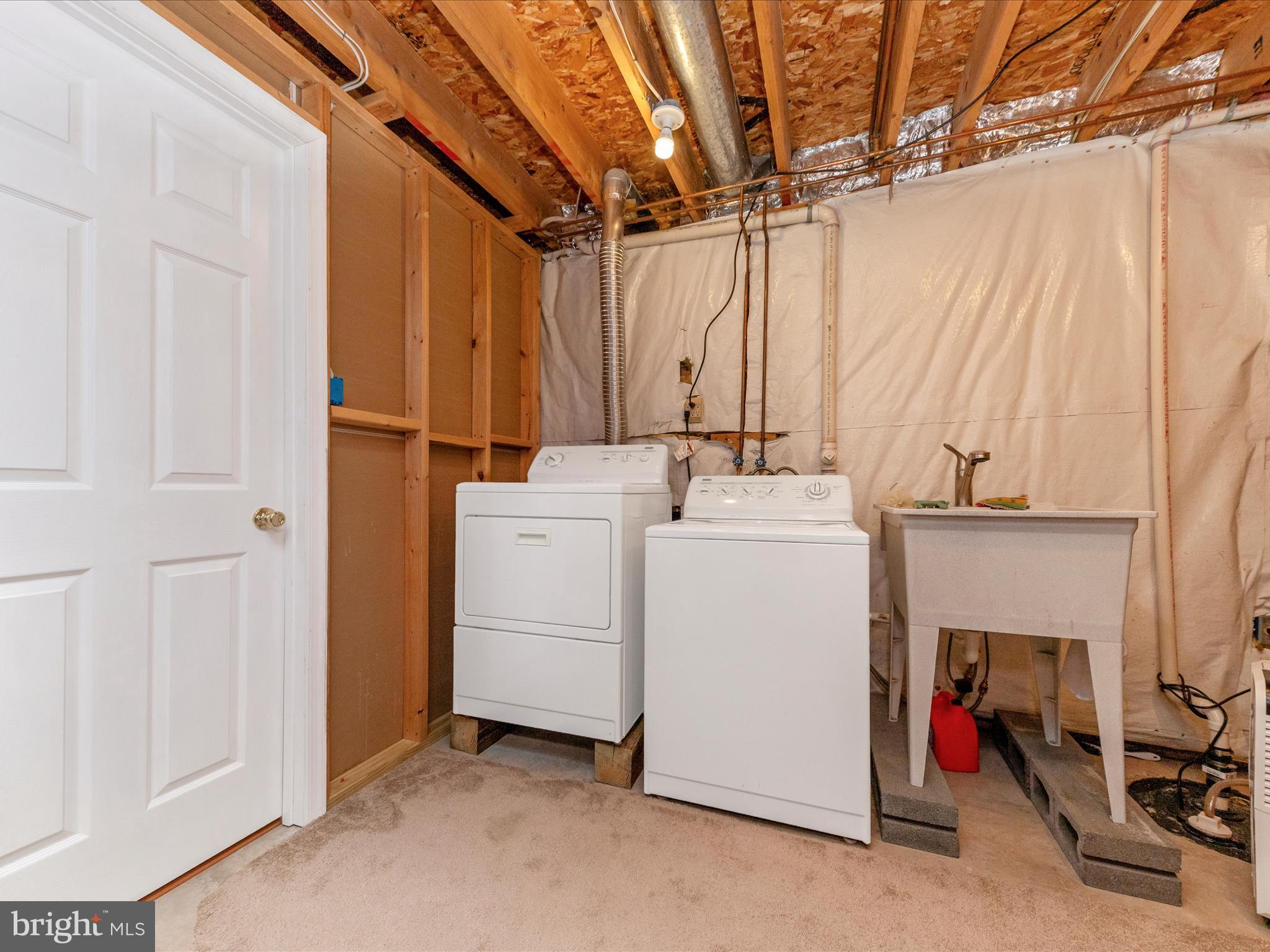 BALLENGER CREEK MEADOWS - Residential