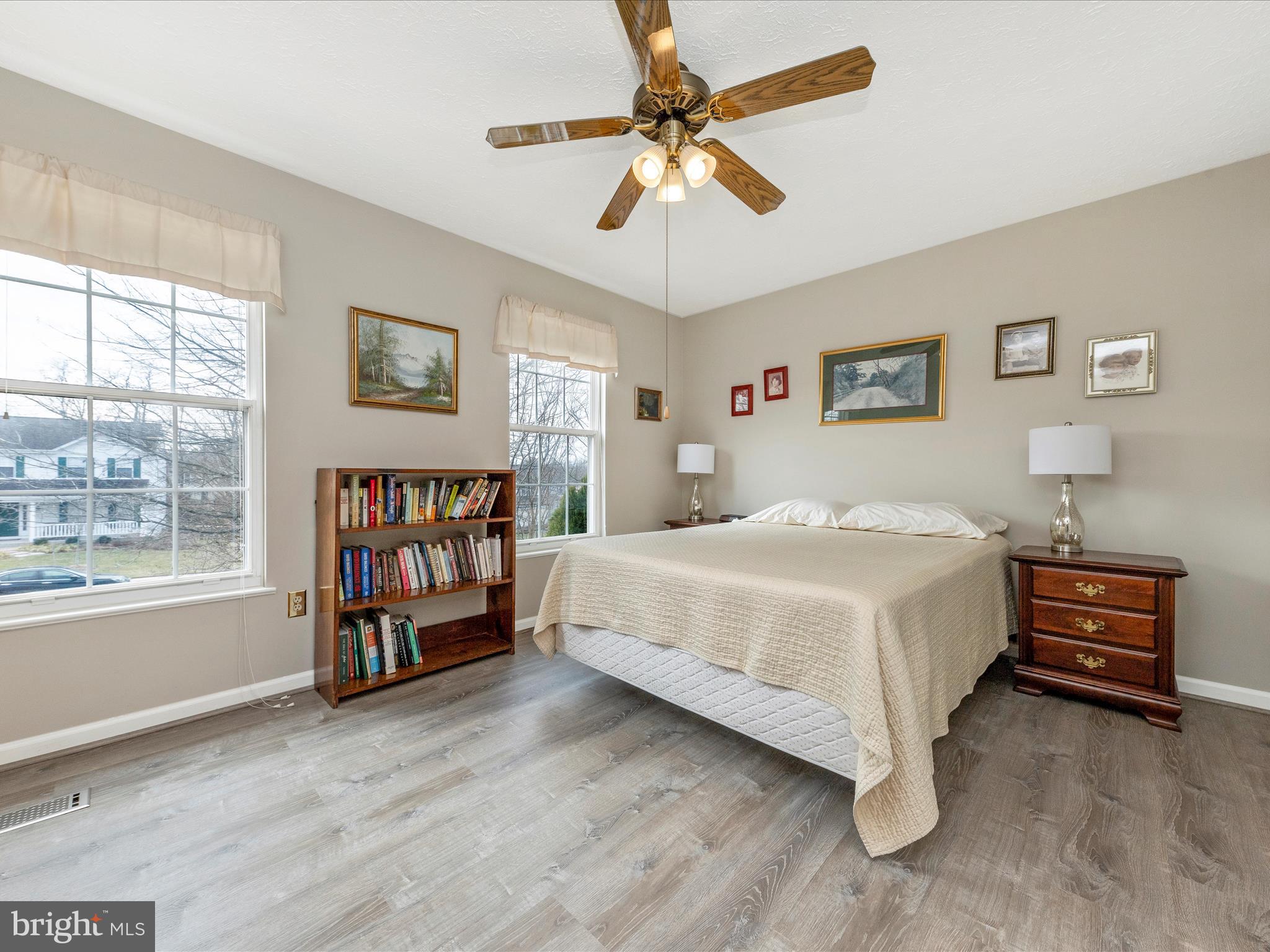 BALLENGER CREEK MEADOWS - Residential