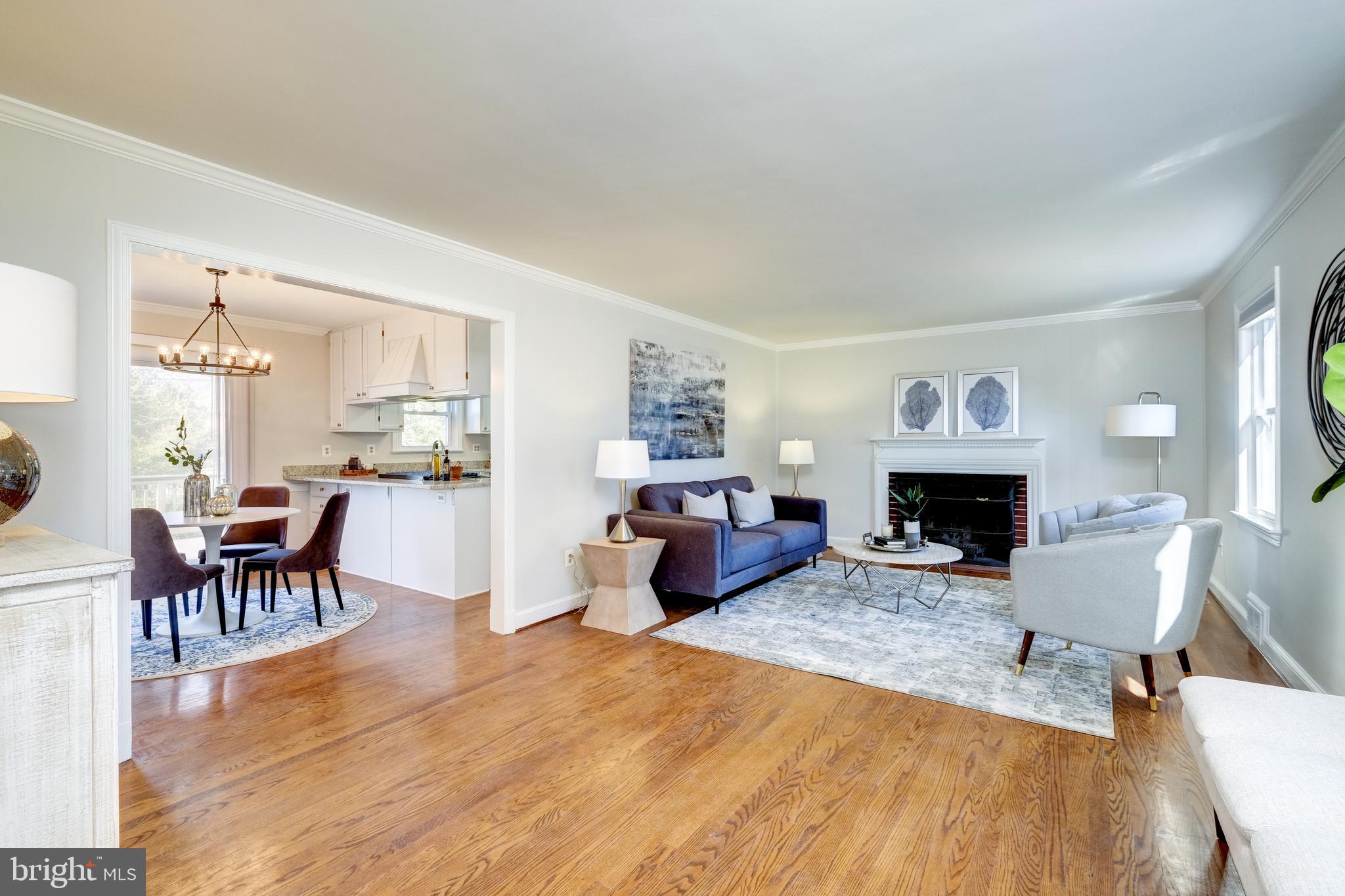 2900 LINDEN LANE