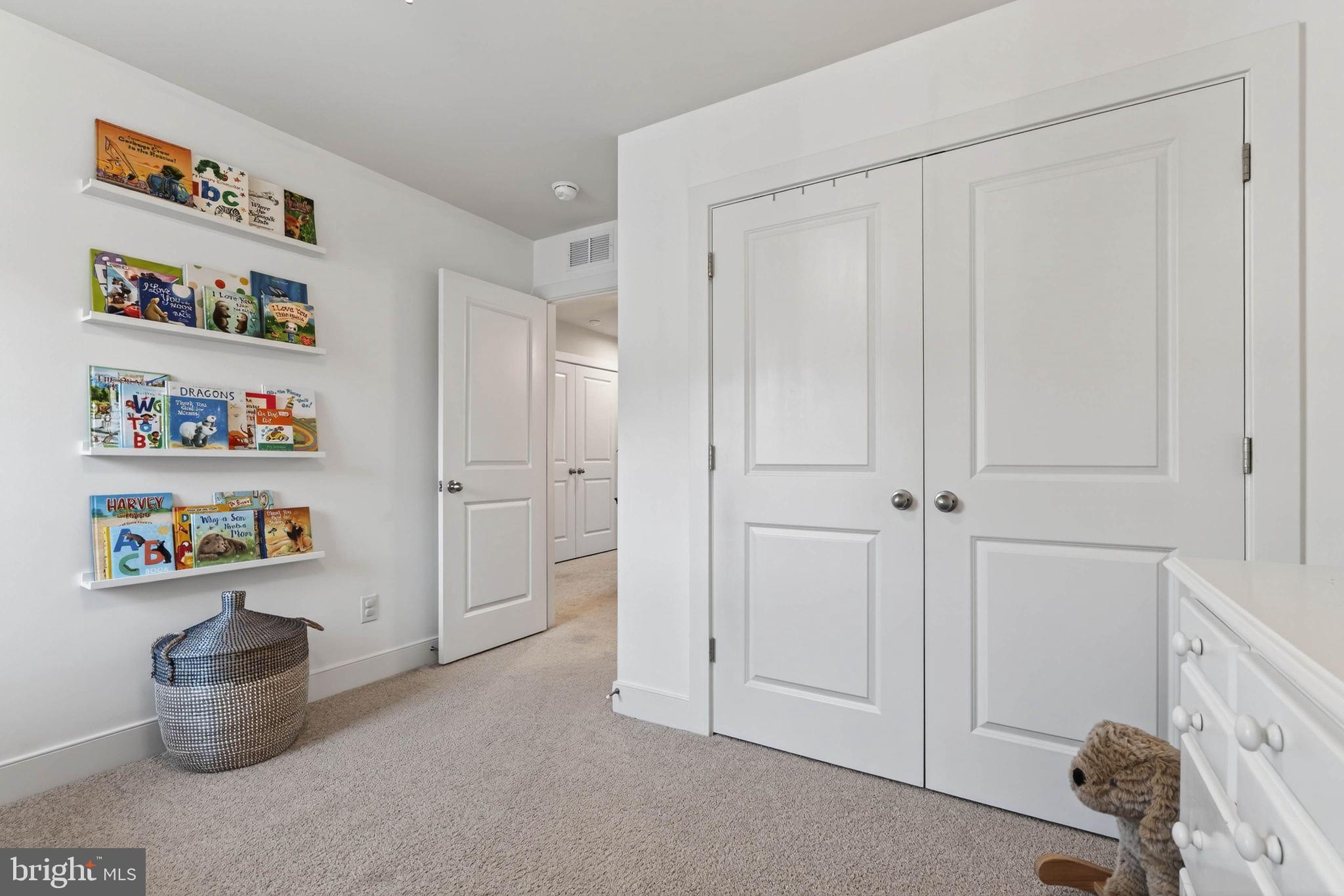 POTOMAC SHORES - Residential