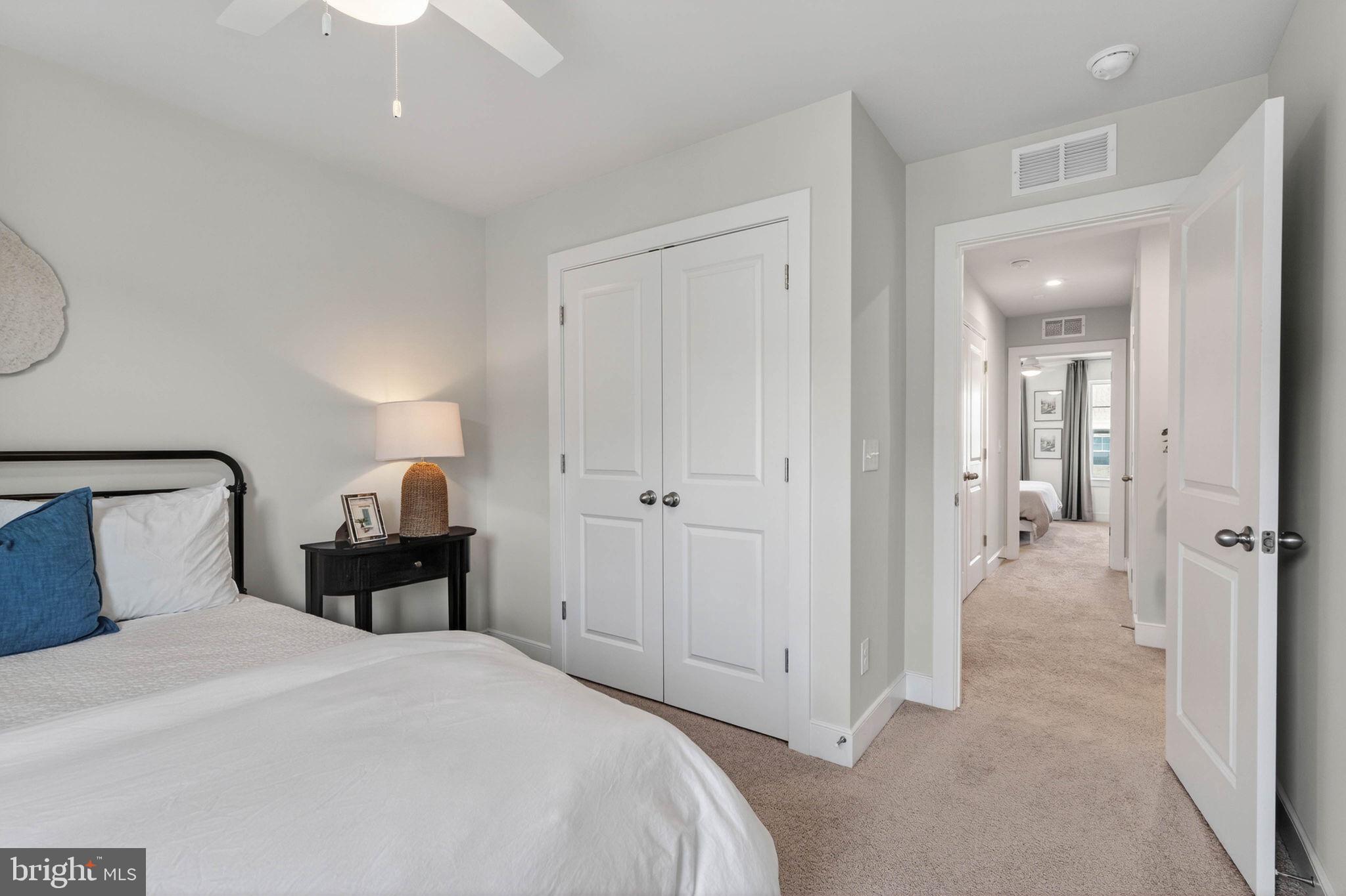 POTOMAC SHORES - Residential