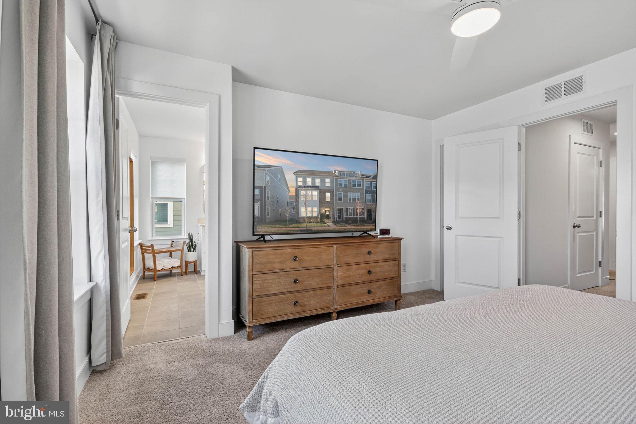 POTOMAC SHORES - Residential