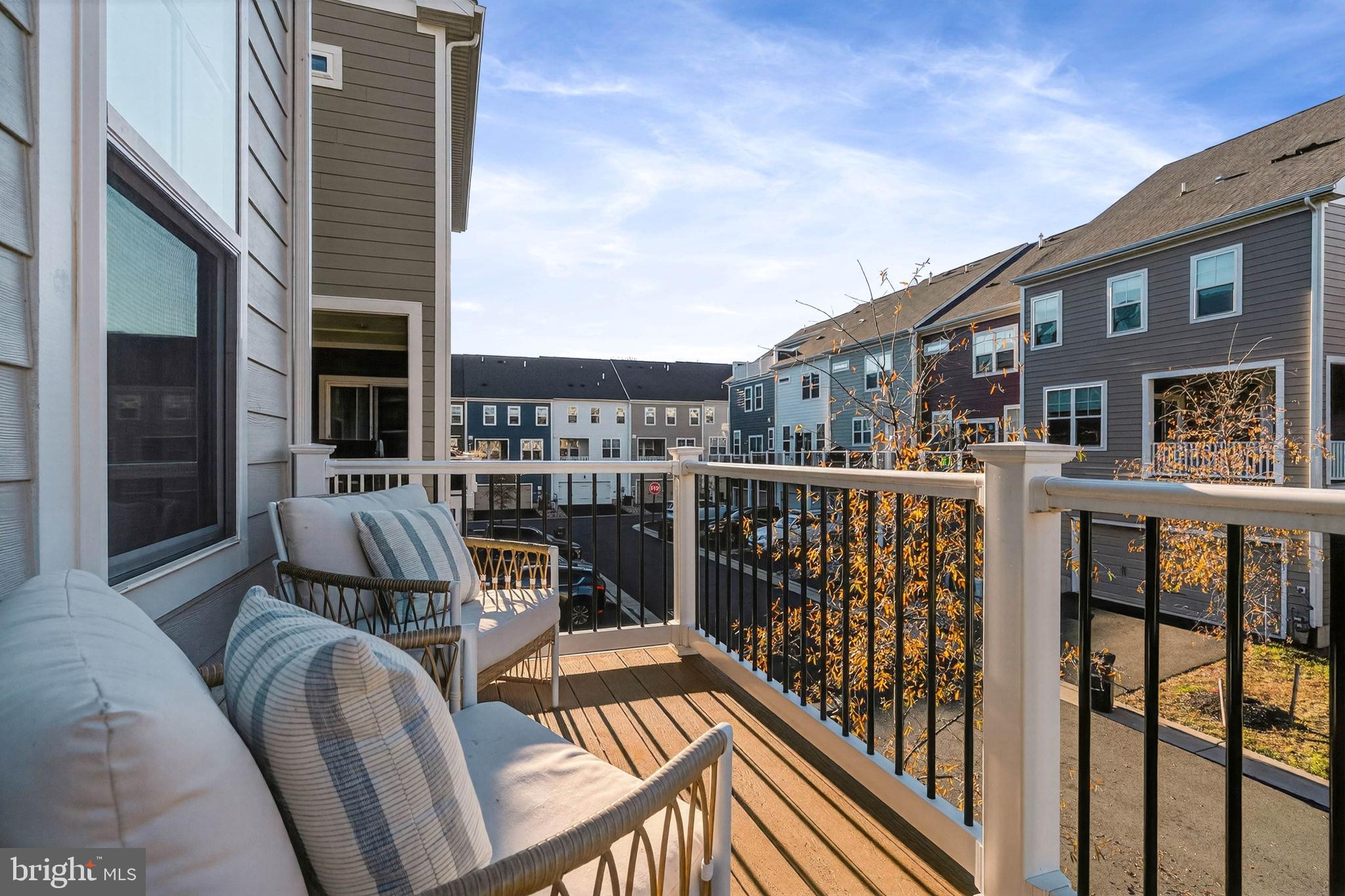 POTOMAC SHORES - Residential