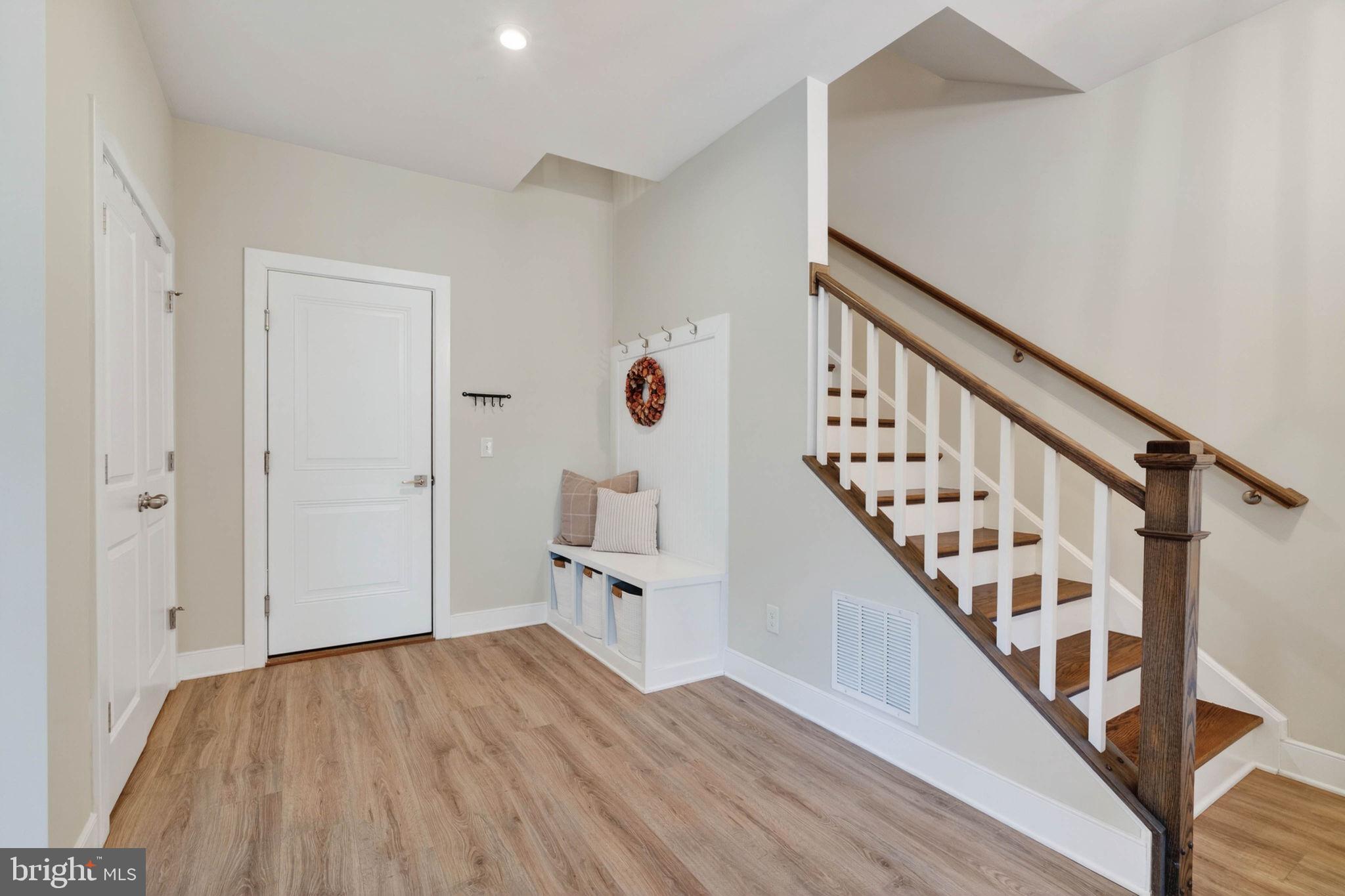 POTOMAC SHORES - Residential