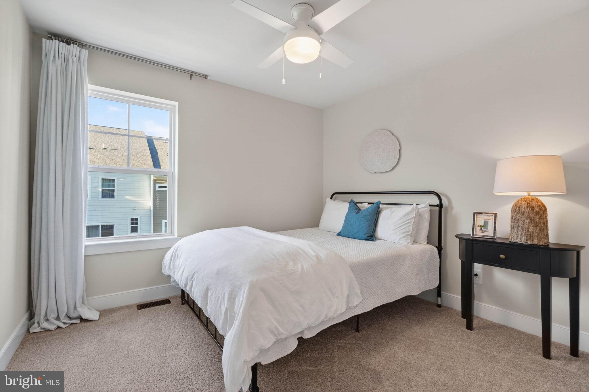 POTOMAC SHORES - Residential