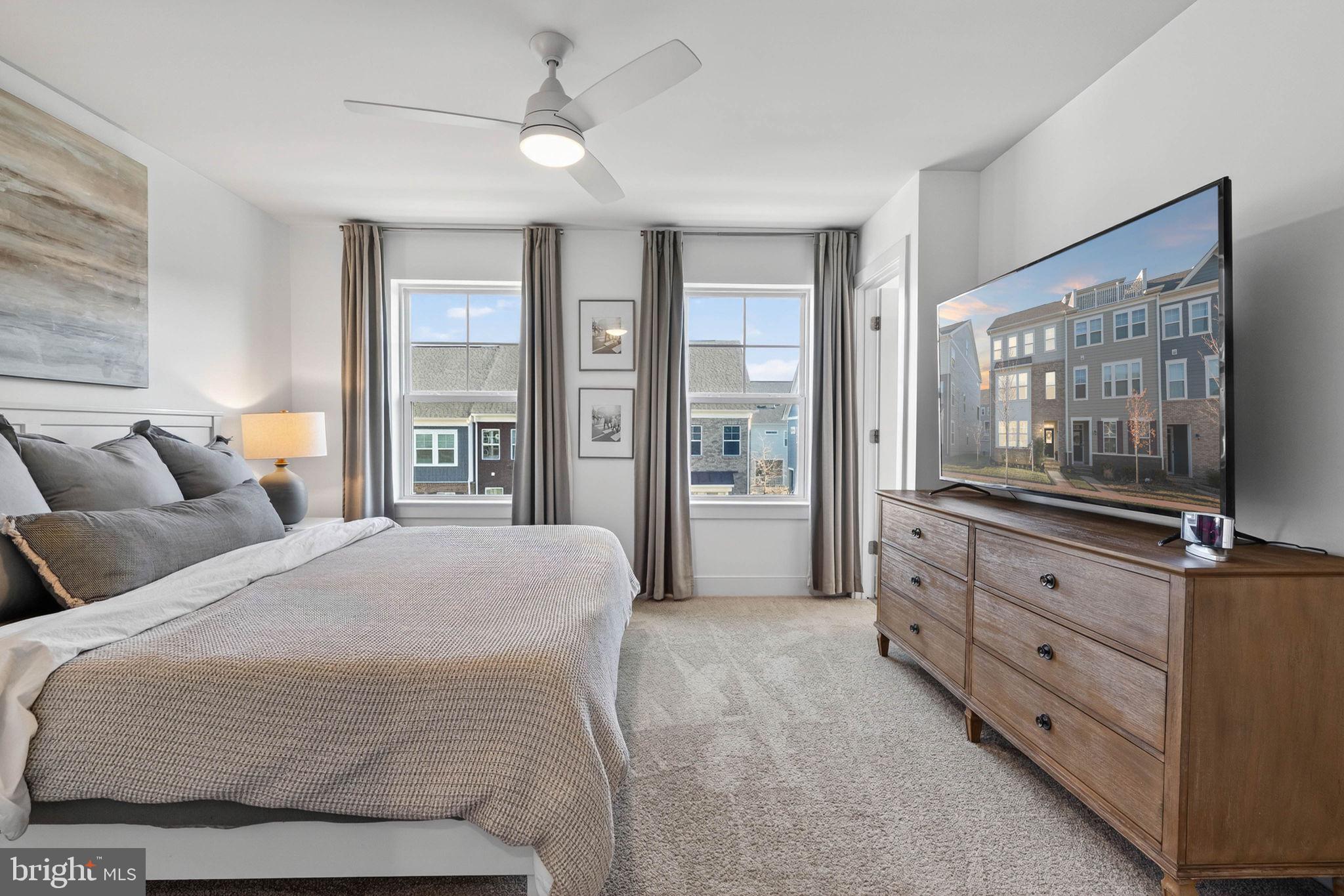 POTOMAC SHORES - Residential