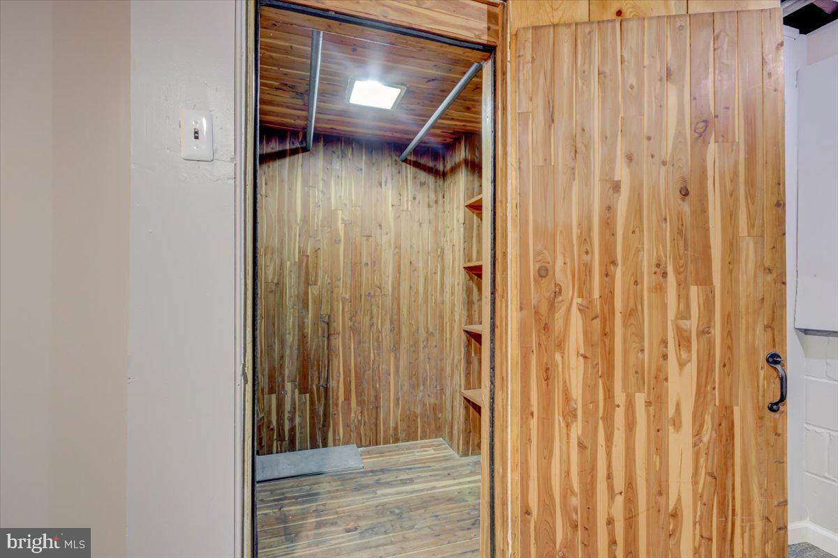 NORTHWOOD - Residential