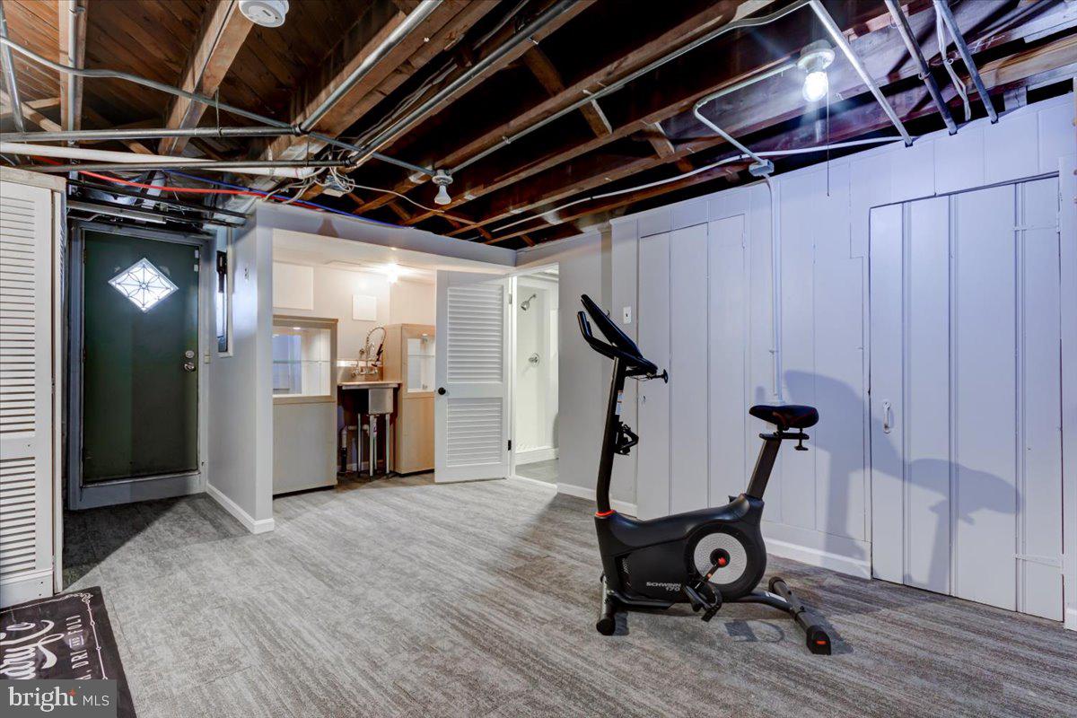 NORTHWOOD - Residential