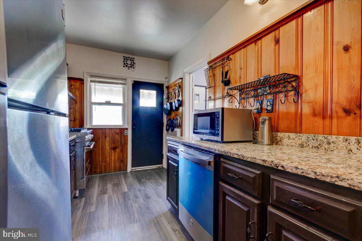 NORTHWOOD - Residential