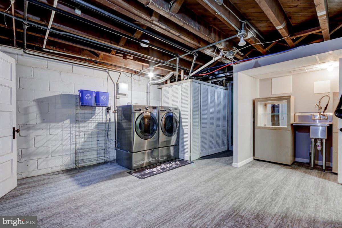 NORTHWOOD - Residential