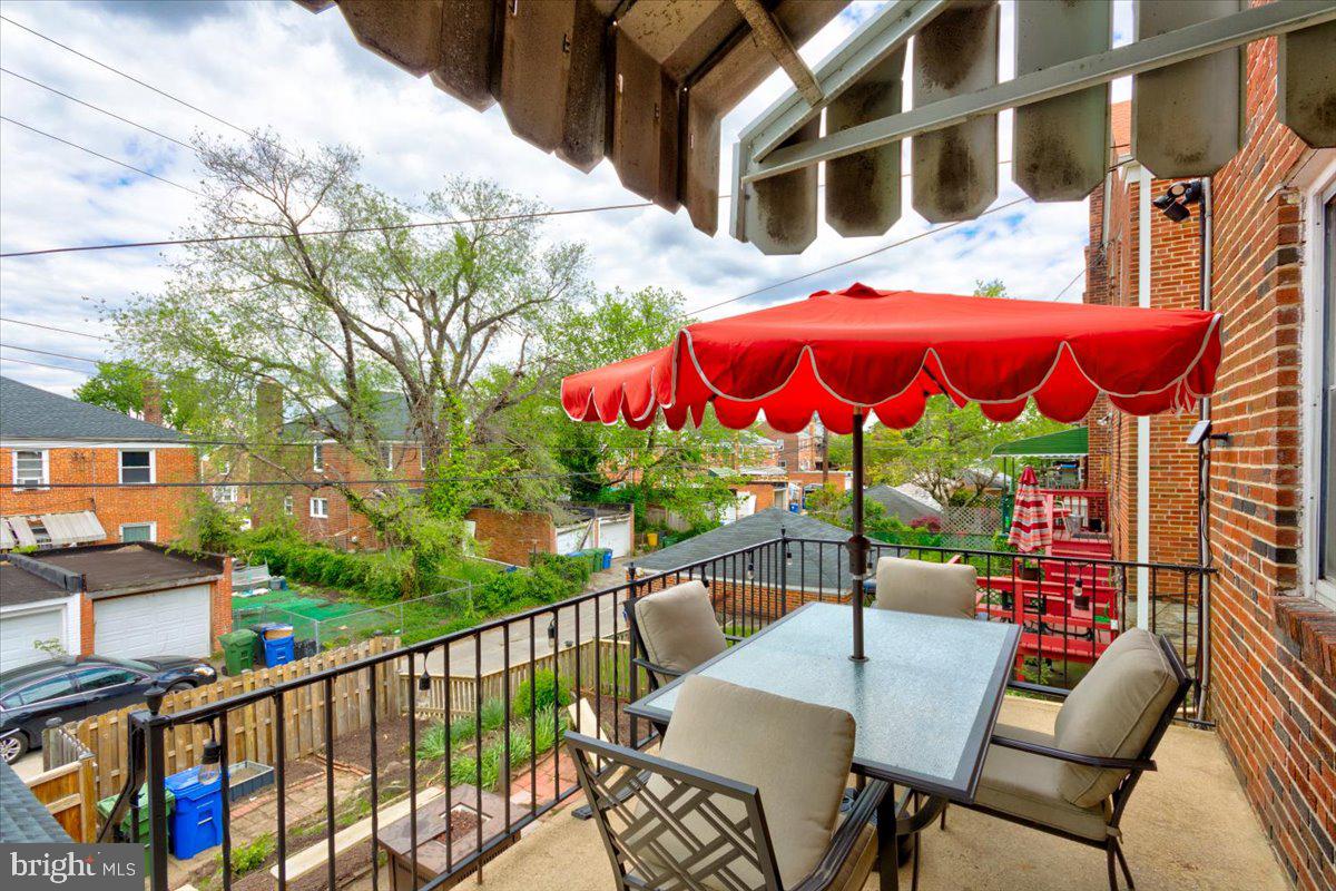 NORTHWOOD - Residential