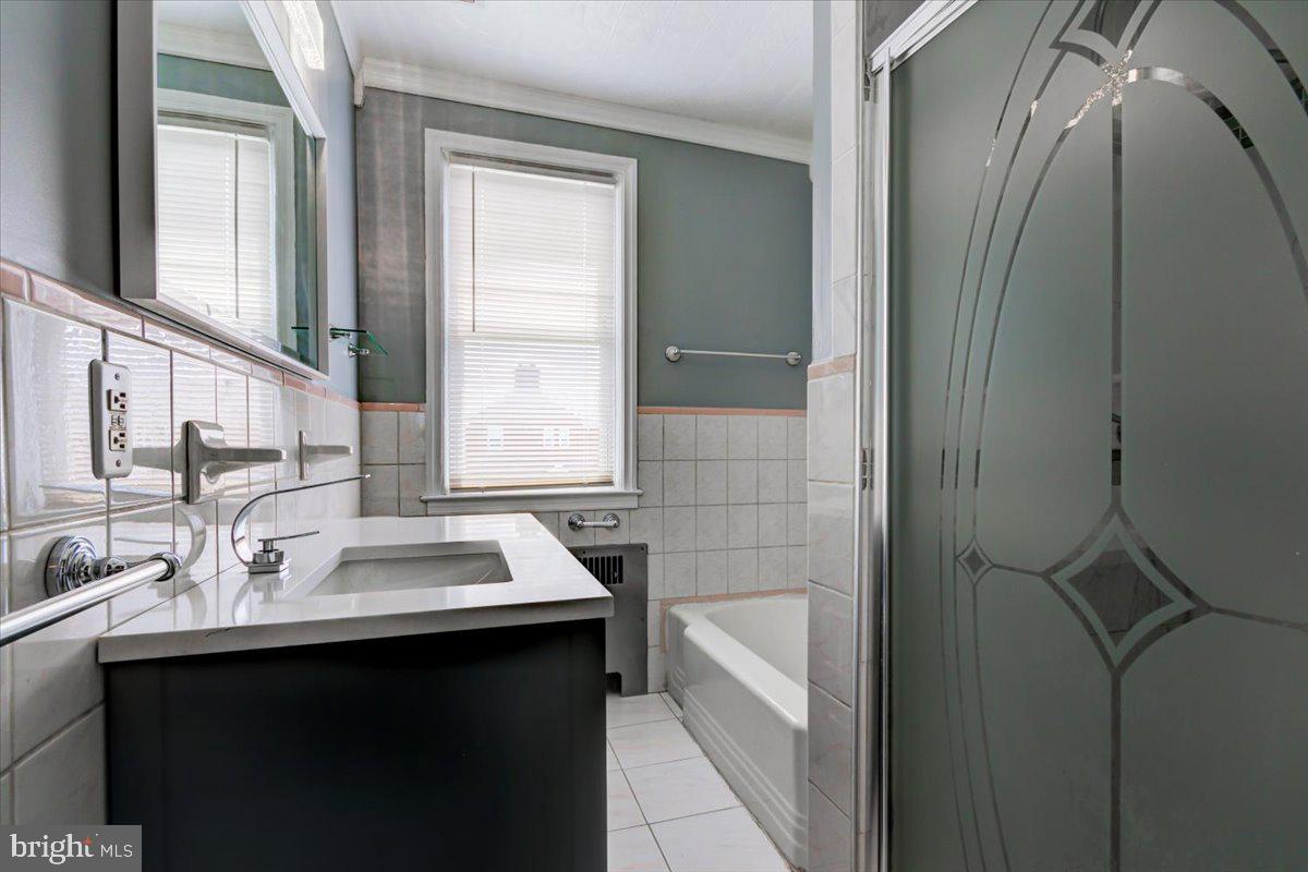 NORTHWOOD - Residential