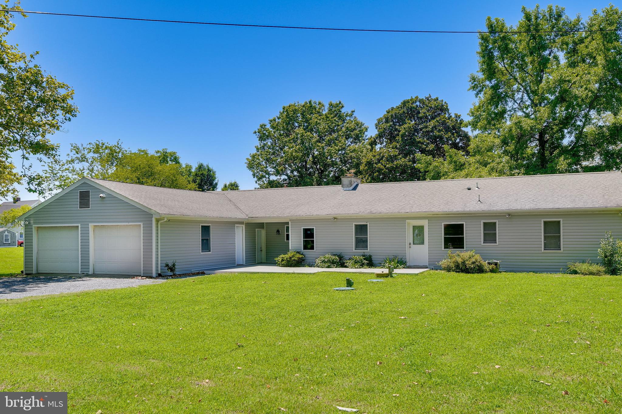 CORNFIELD HARBOR - Residential