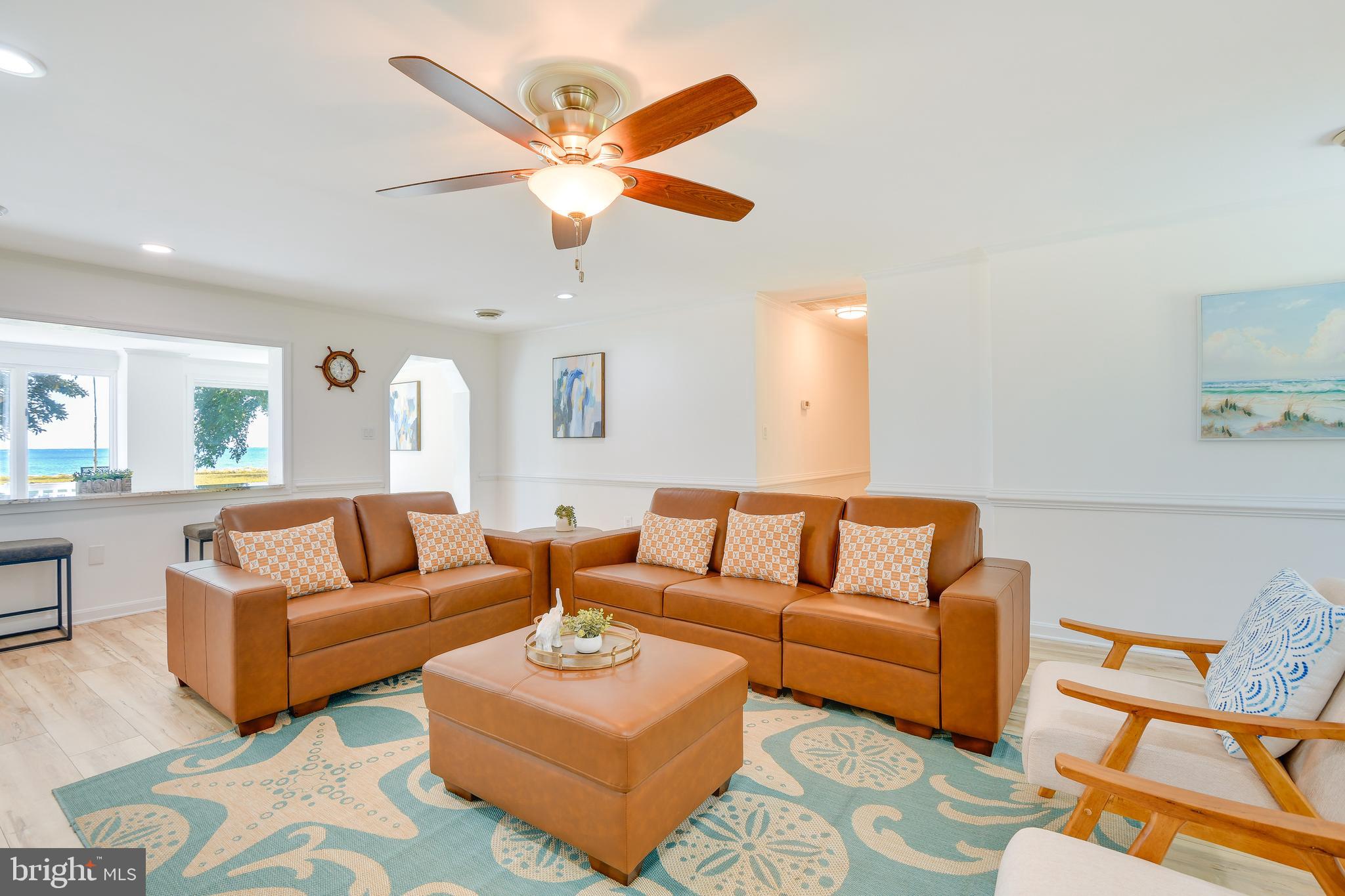 CORNFIELD HARBOR - Residential