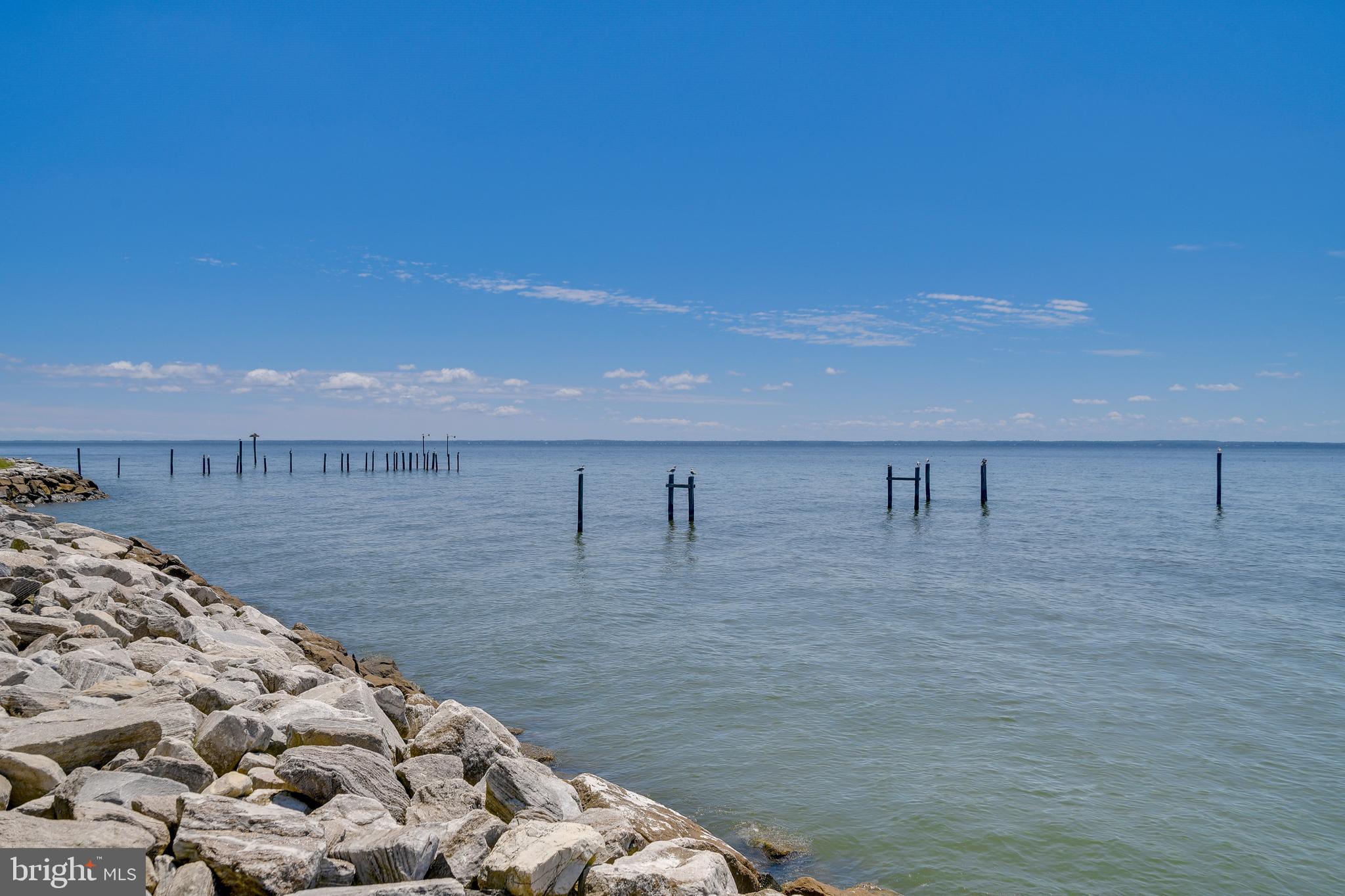 CORNFIELD HARBOR - Residential