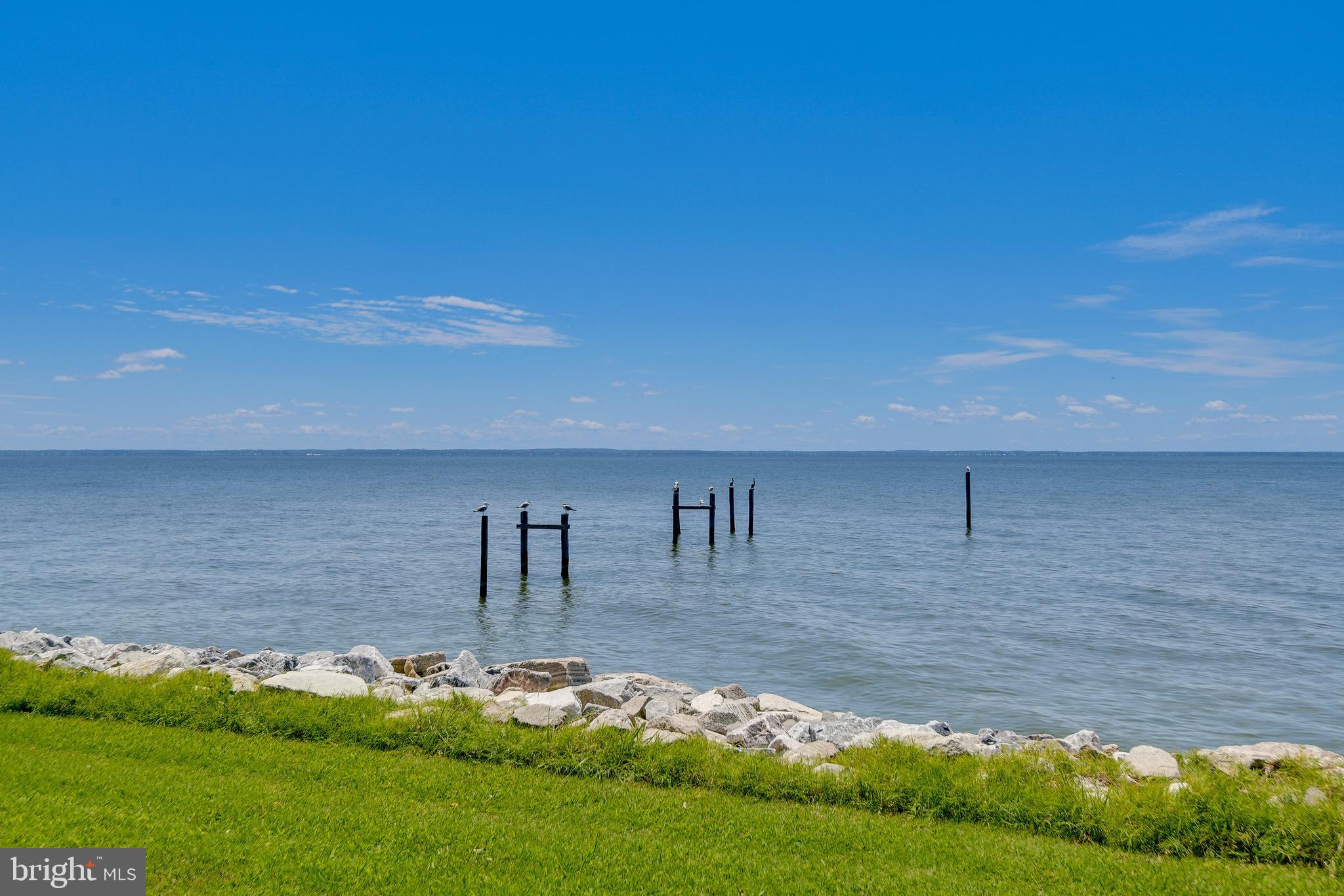 CORNFIELD HARBOR - Residential